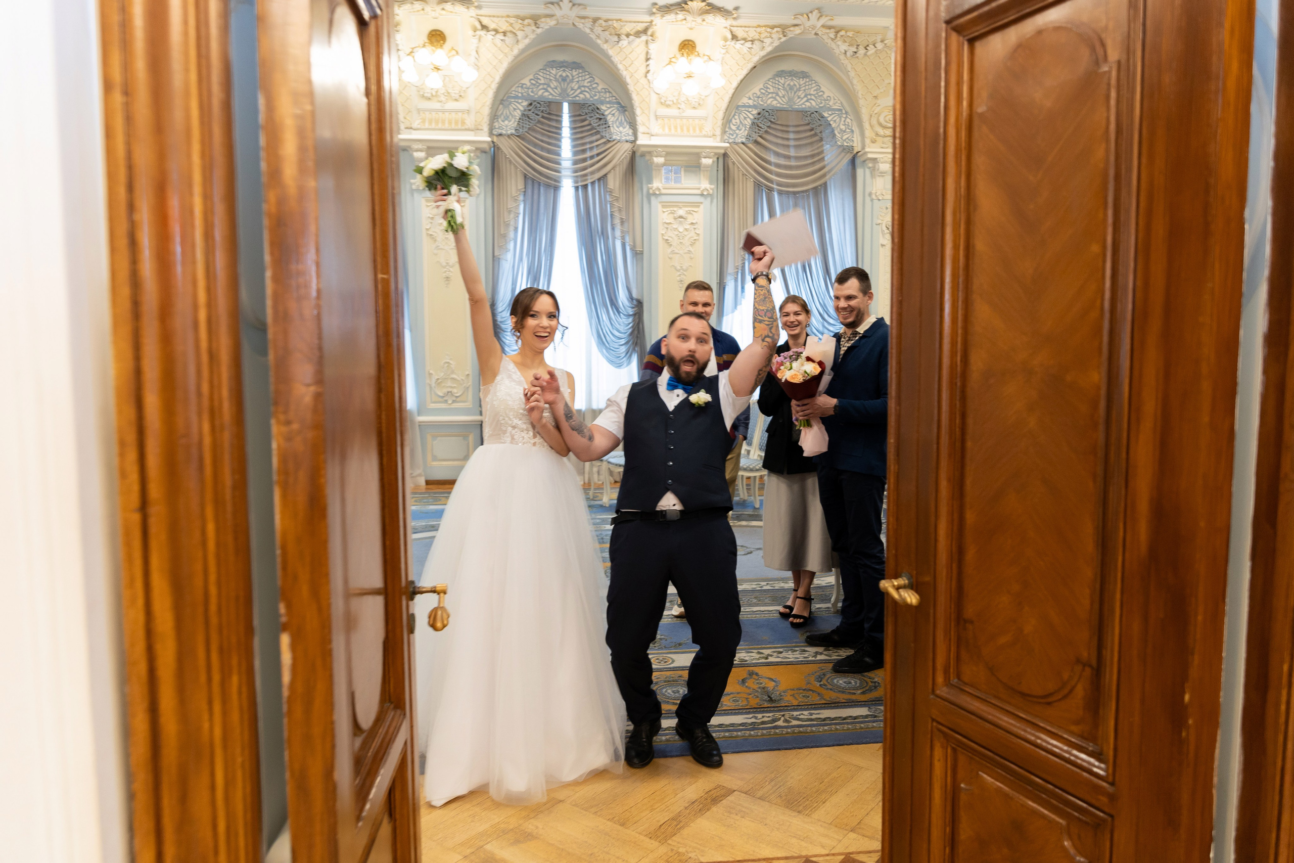 Свадебная фотосессия в Особняке Половцова. Семейный и свадебный фотограф в Санкт-Петербурге Татьяна Швыкова