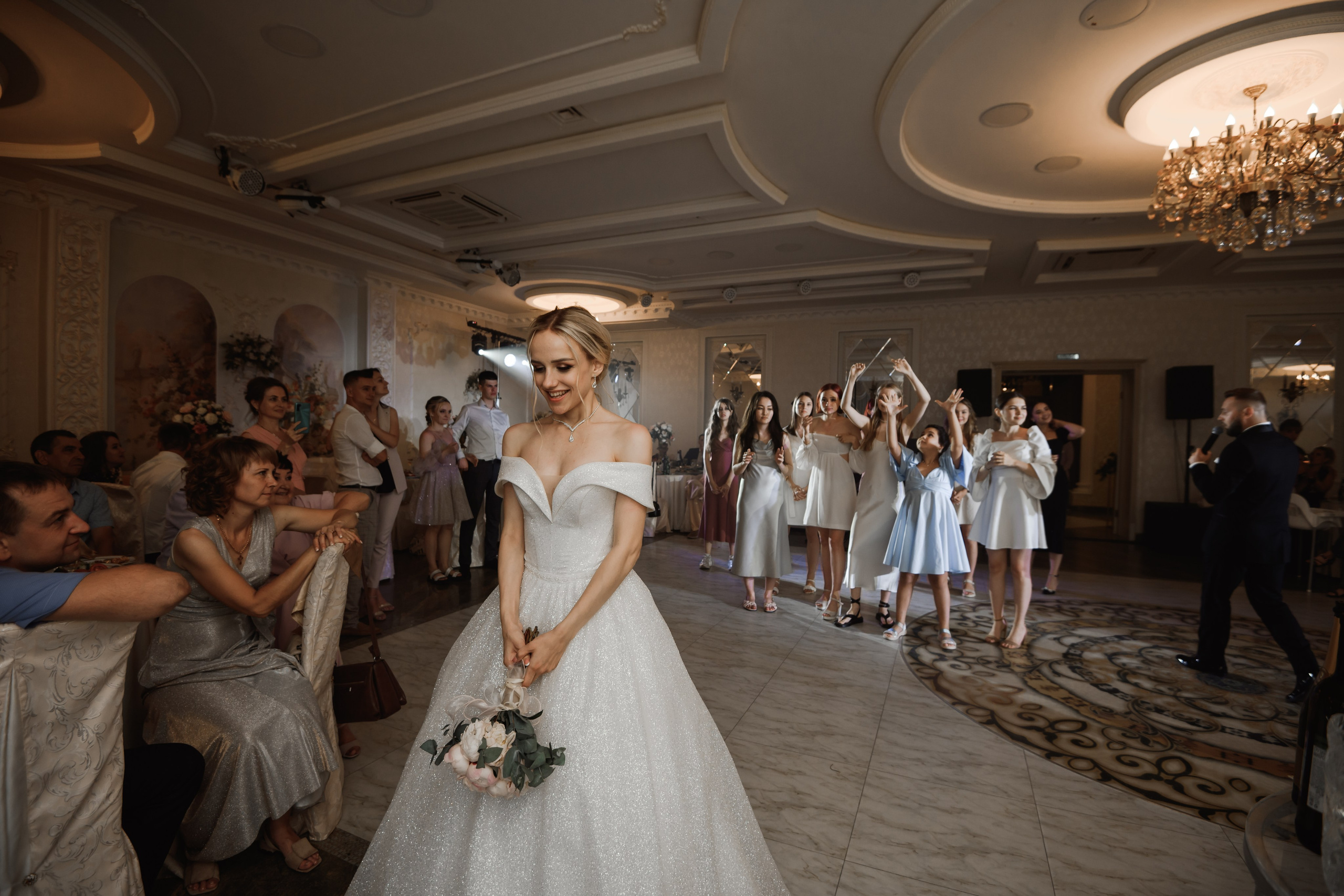 B & A. Свадебный фотограф в г. Астрахань. Так же выезжаю в другие города