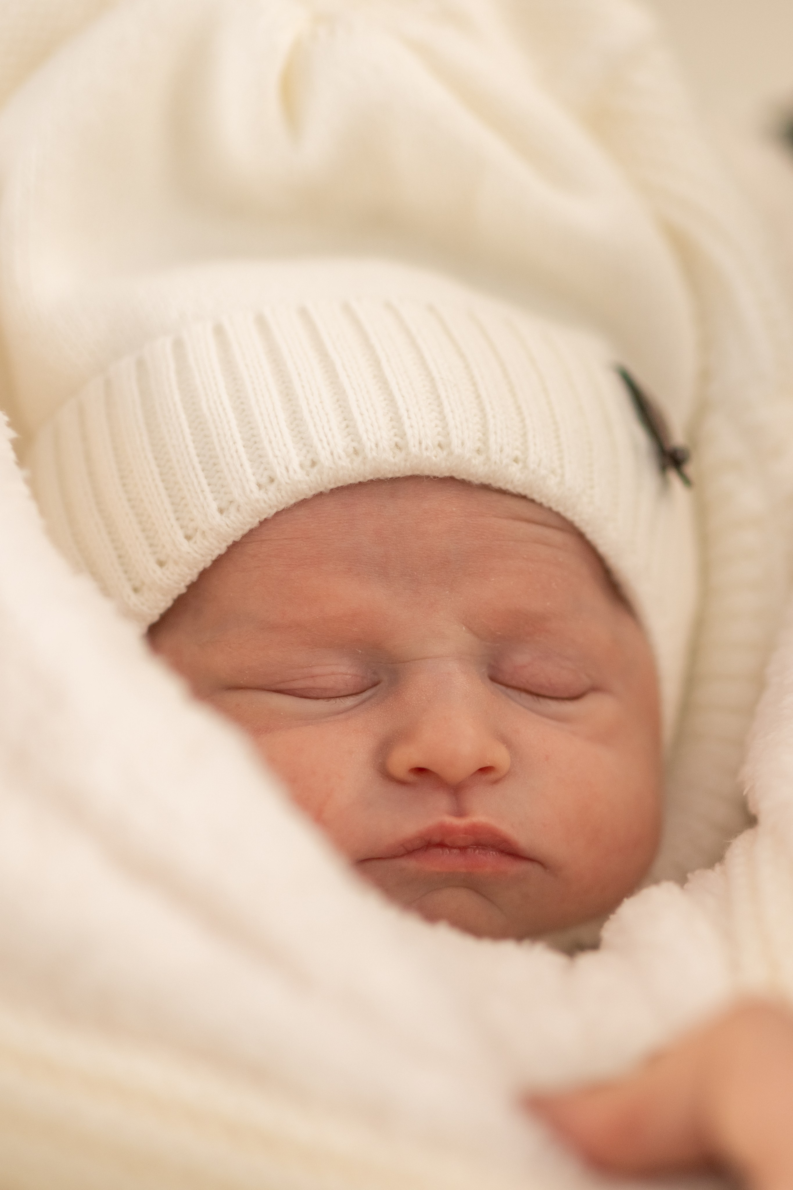 Выписка из роддома в городе Ростове-на-Дону. Олеся Семейская свадебный и семейный фотограф в Ростове-на-Дону