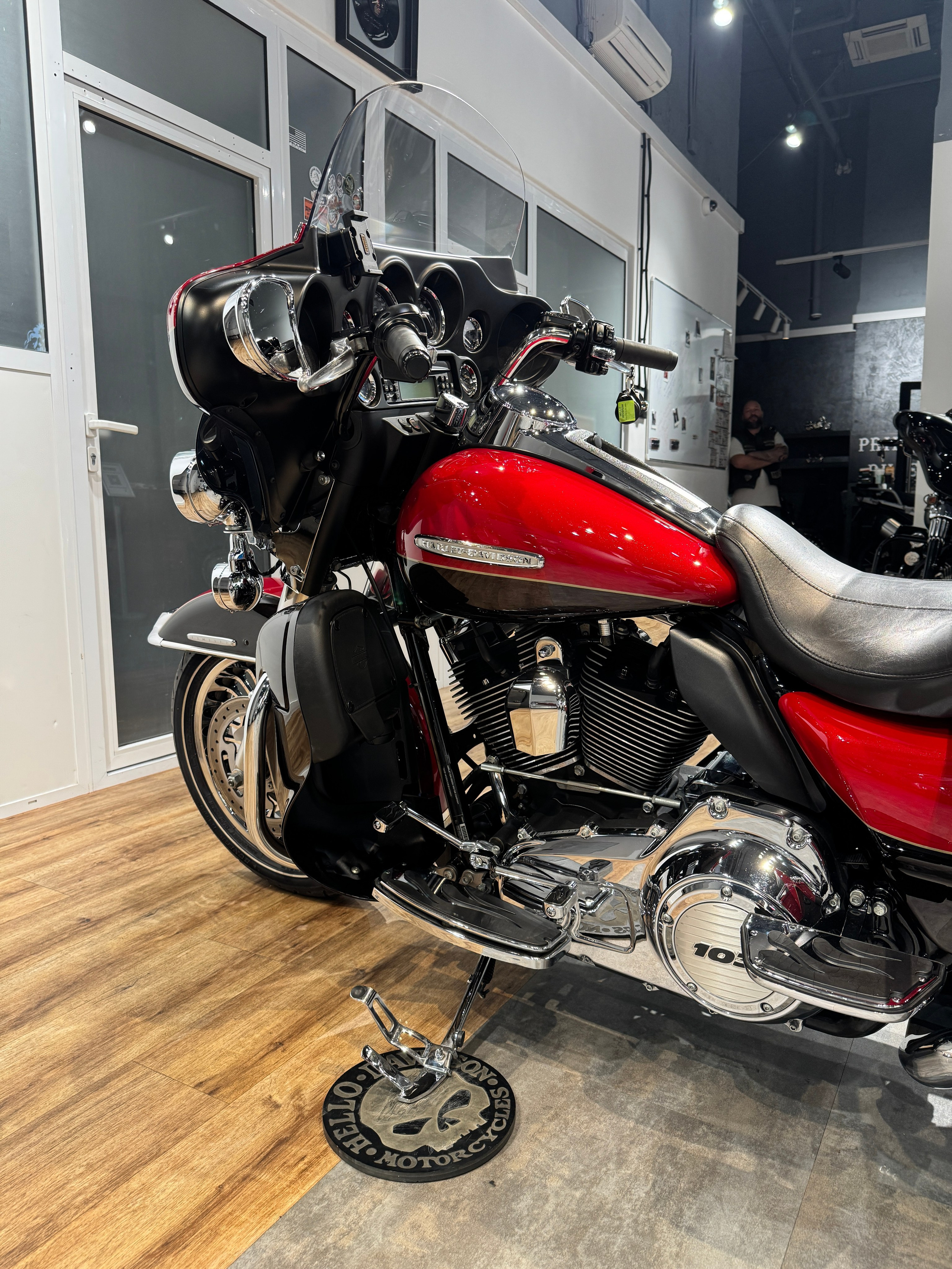 Мотоциклы Harley-Davidson 2011 Ultra Limited 103 ABS (Touring)  — купить мотоцикл. Hello Davidson, Москва. Только хорошие мотоциклы…