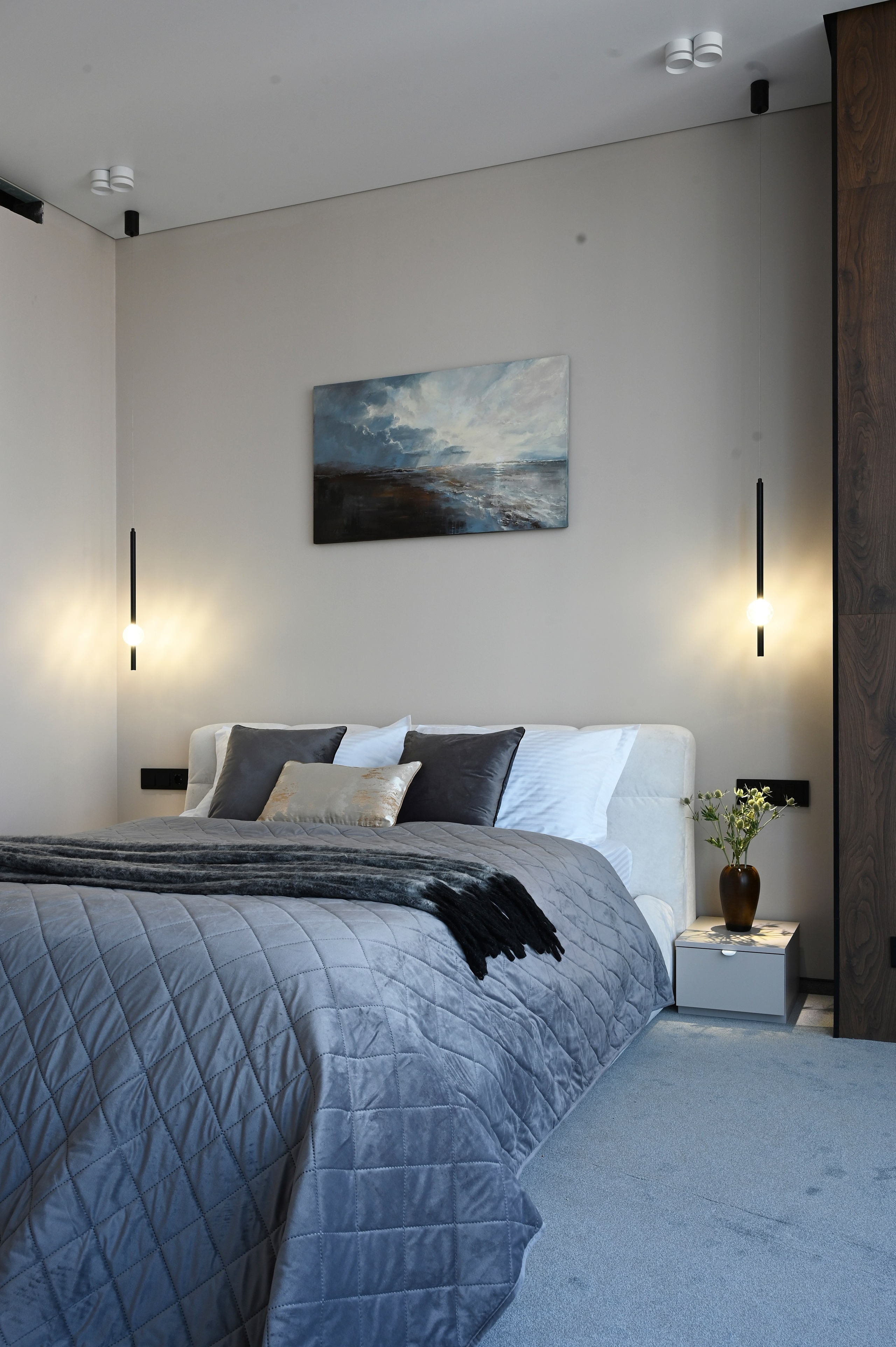 Башня Исеть дизайнер Вероника Миллер. Мебель на заказ