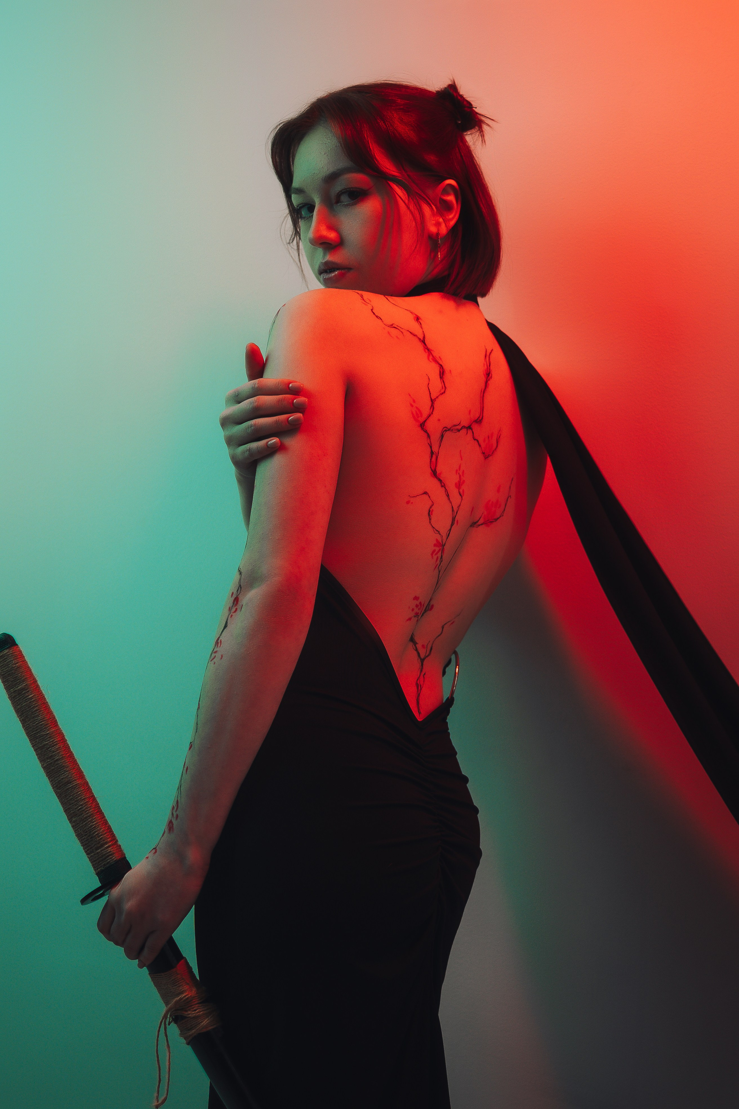 Творческая фотосессия Япония киберпанк. Фотограф в Глазове Роман Маньков