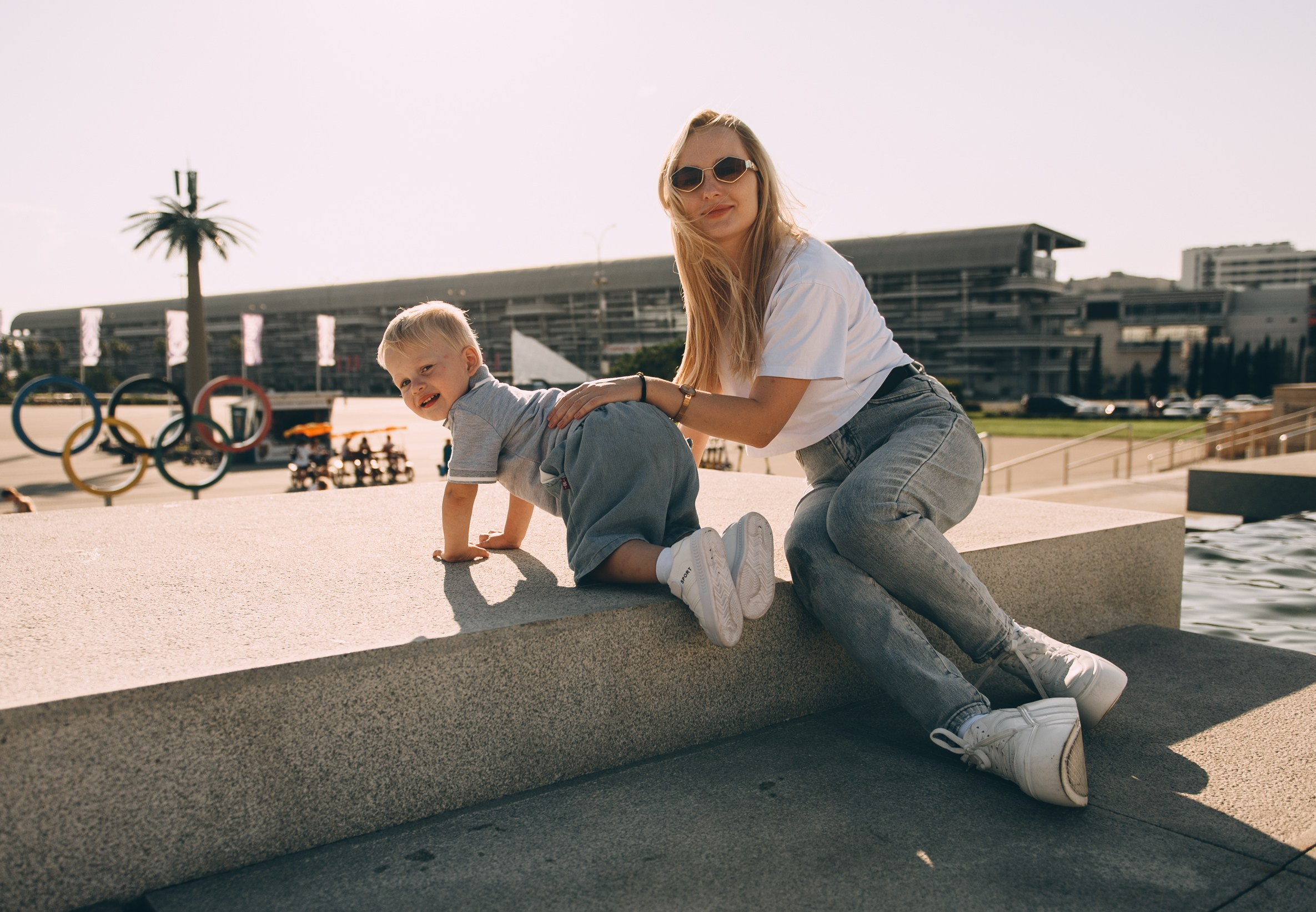 Близнецы-непоседы, пальмовая аллея. Свадебный и семейный фотограф София Невская