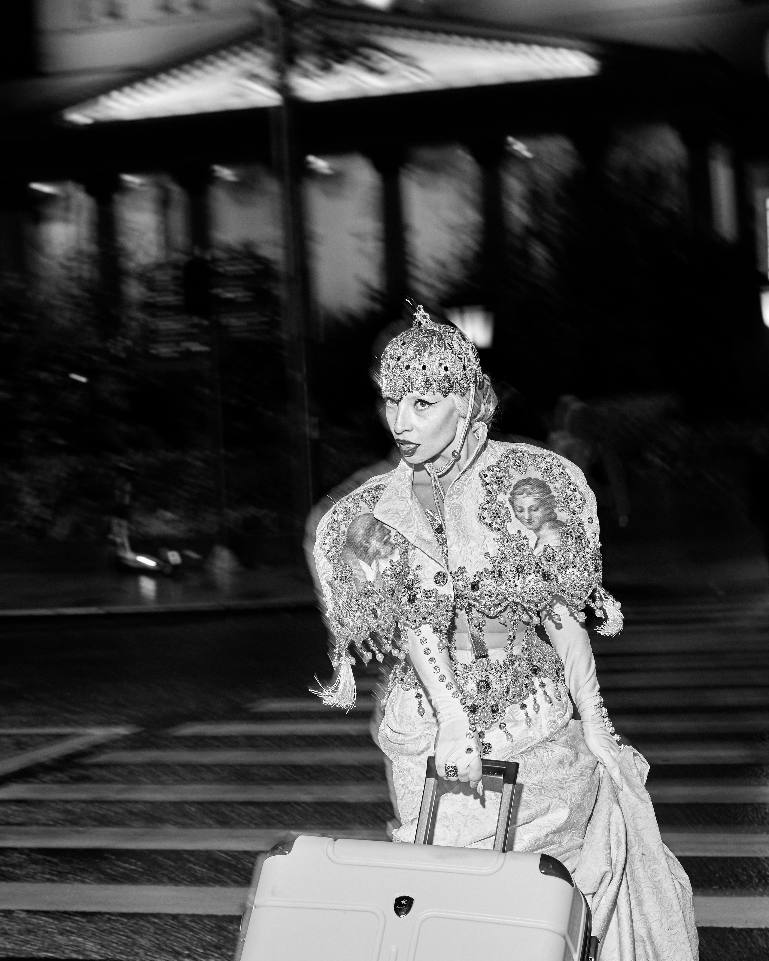 ELZA MODRICH — Дизайнер одежды ручной работы