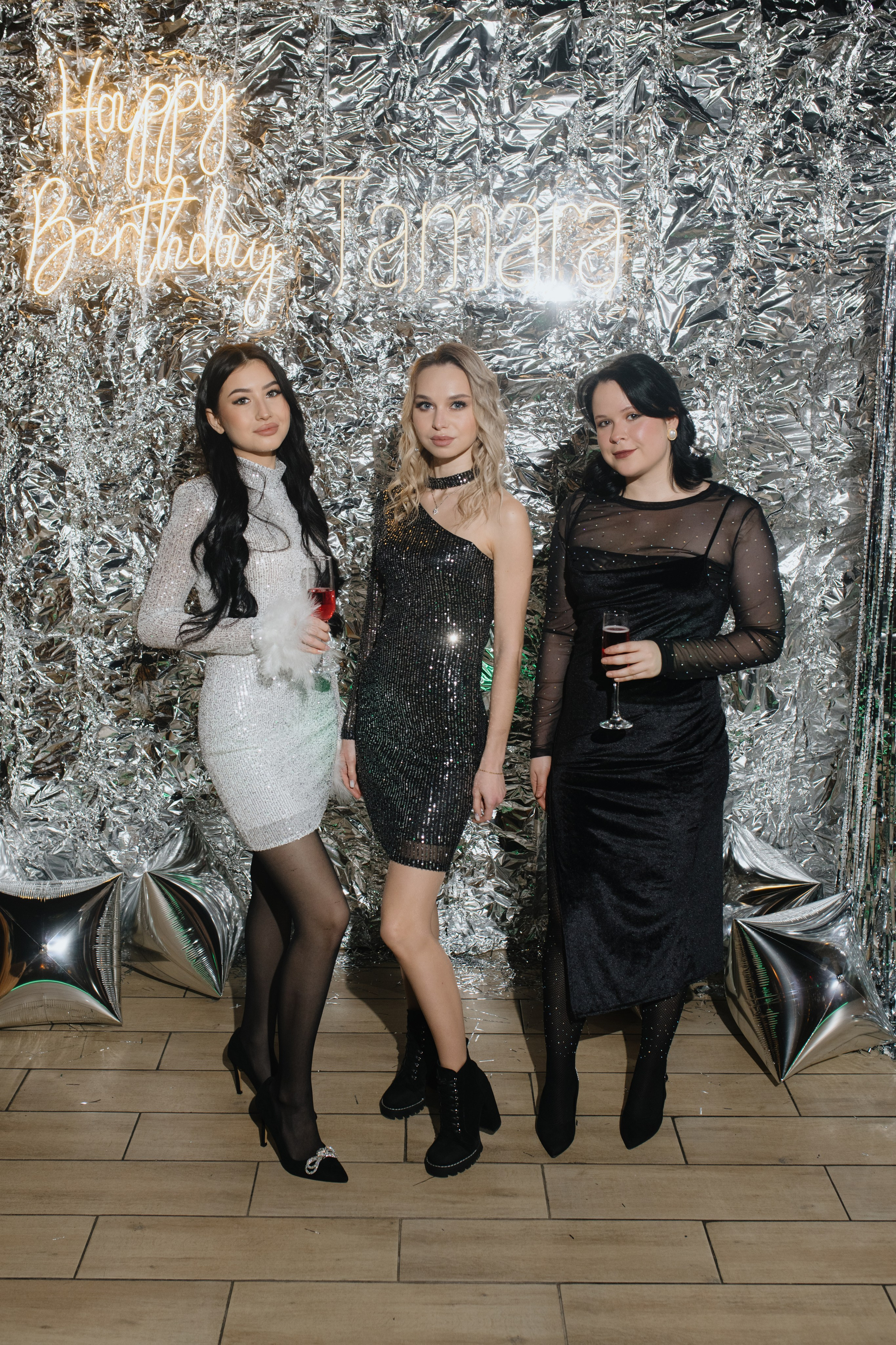 День рождения Томы — Let`s Talk Bar. Свадебный фотограф Екатеринбург/Челябинск — Любовь Волохова