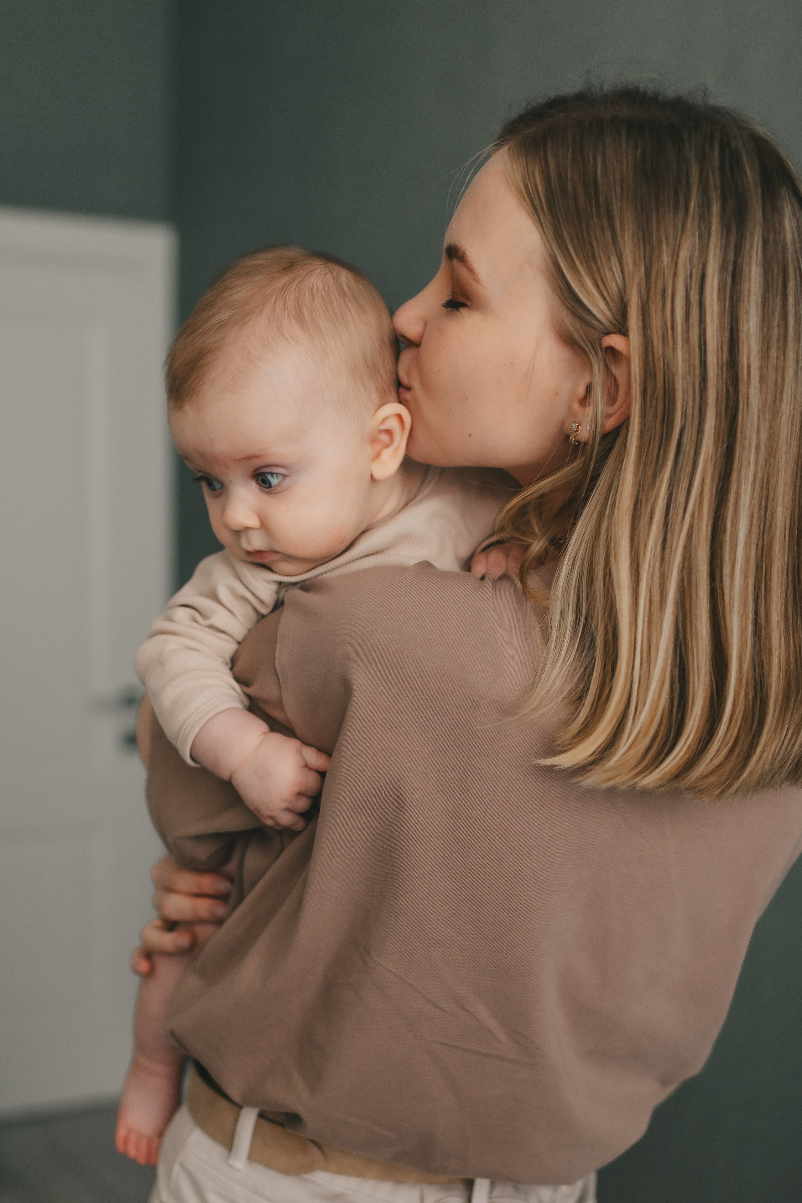 Женя, Юля и Вероника (домашняя фотосессия). Семейный и детский фотограф и видеограф в Москве, Дрокина Наталья