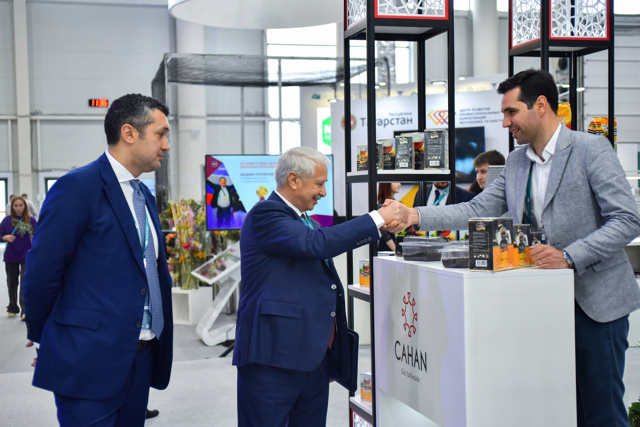 XV Международный экономический форум: «Россия — Исламский мир: KazanForum 2024». Спортивный и репортажный фотограф в Казани Вячеслав Сатонин