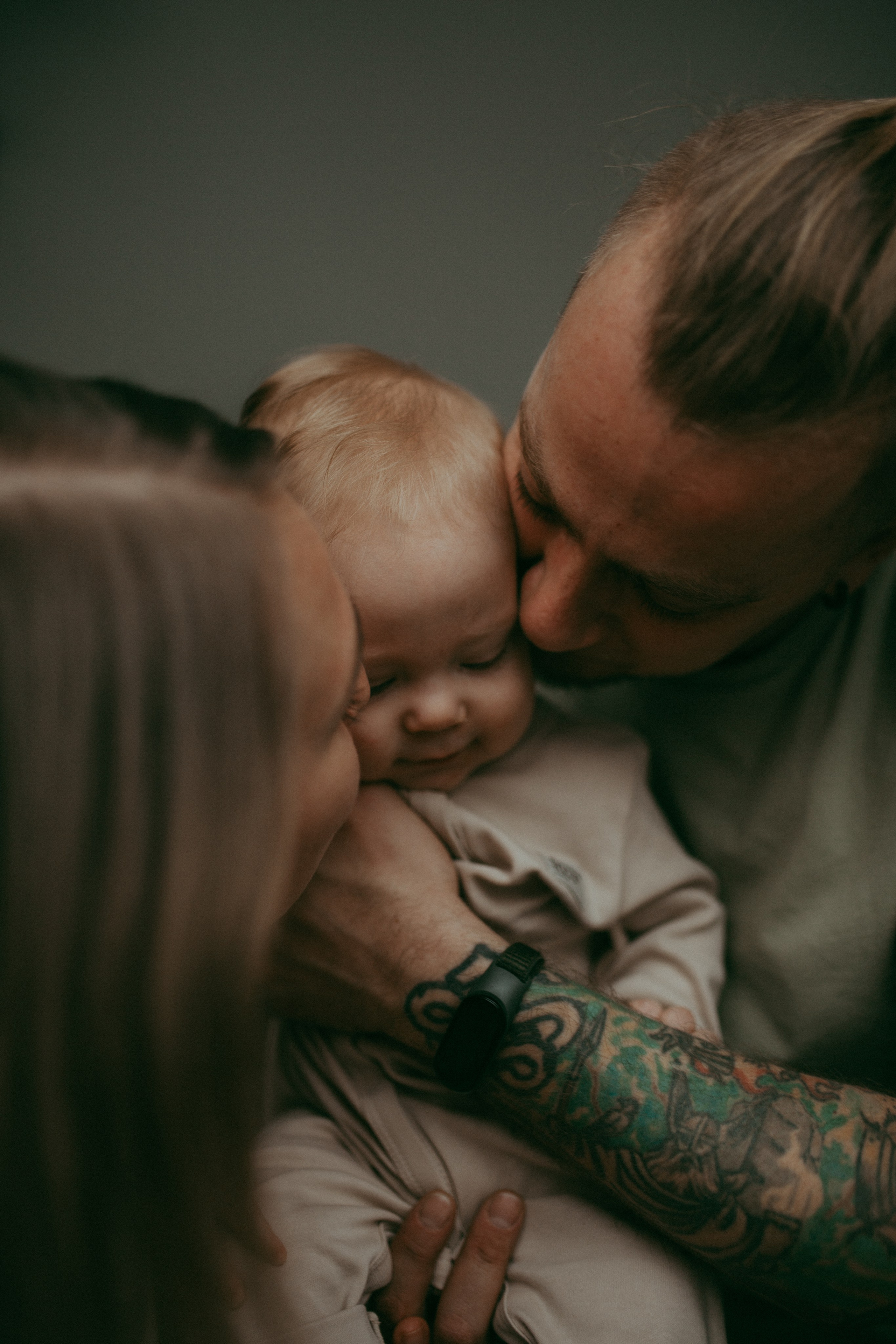 Феде 6 мес. или операция по захвату торта. Семейный фотограф Санкт-Петербург Елена Корытцева