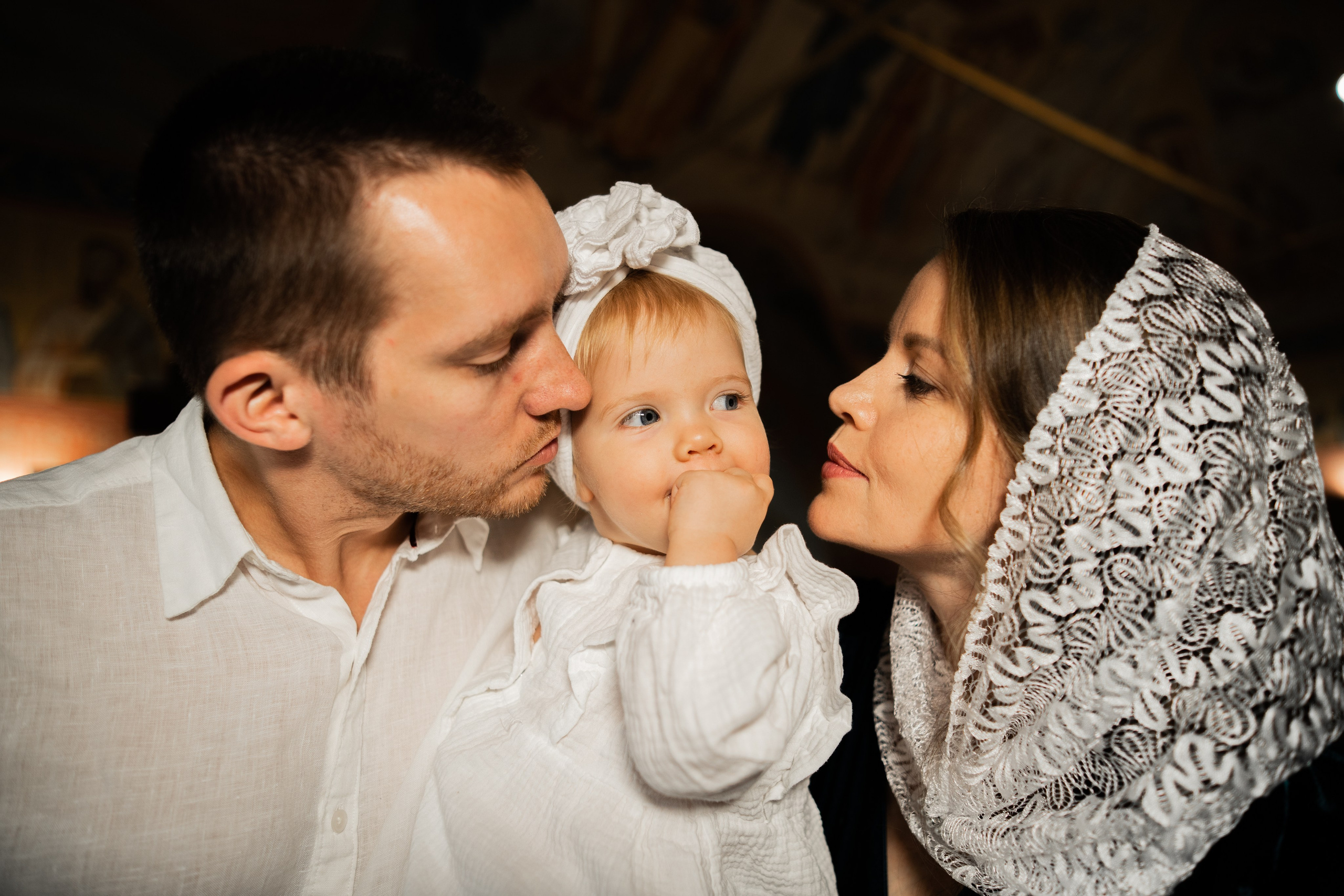 Крещение в храме Петра и Павла Нижний Новгород. Фотограф на крещение и венчание в Нижнем Новгороде.Свадебный Фотограф