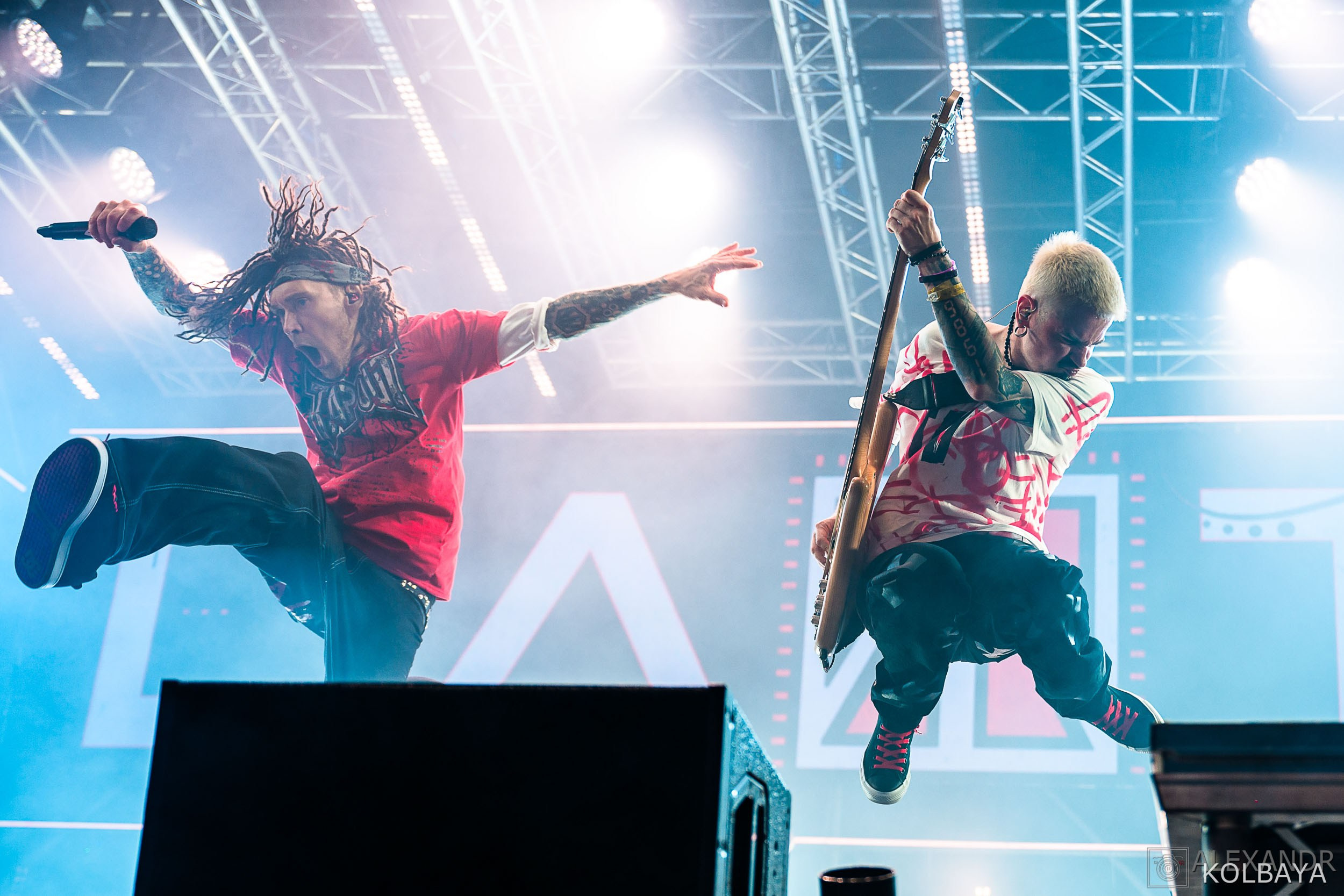 Фоторепортаж с концерта группы СЛОТ на Red Summer 2025. Концертный и театральный репортажный фотограф в Москве Александр Колбая