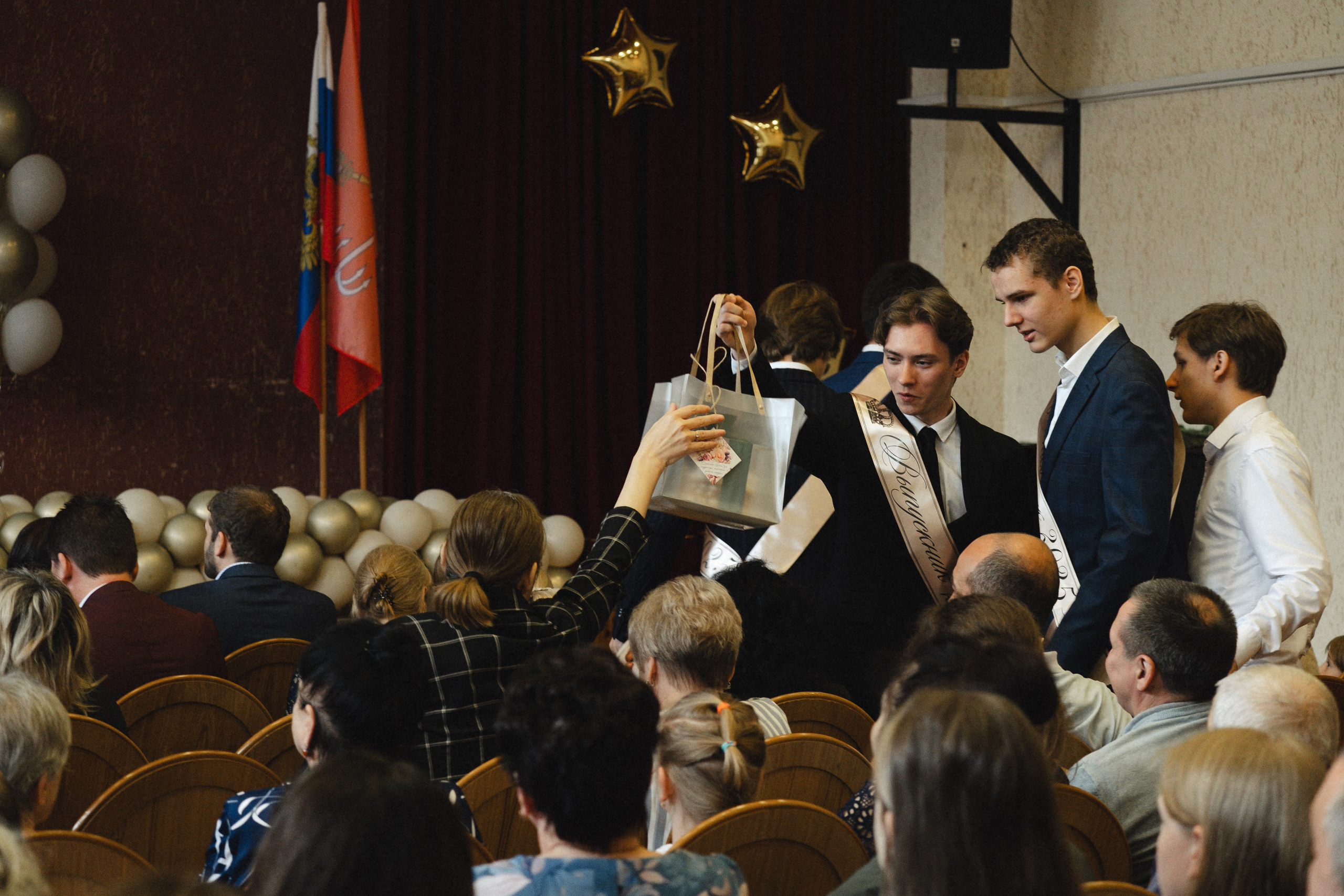 ПОСЛЕДНИЙ ЗВОНОК. Профессиональный фотограф, Санкт-Петербург — Виктория Богомолова