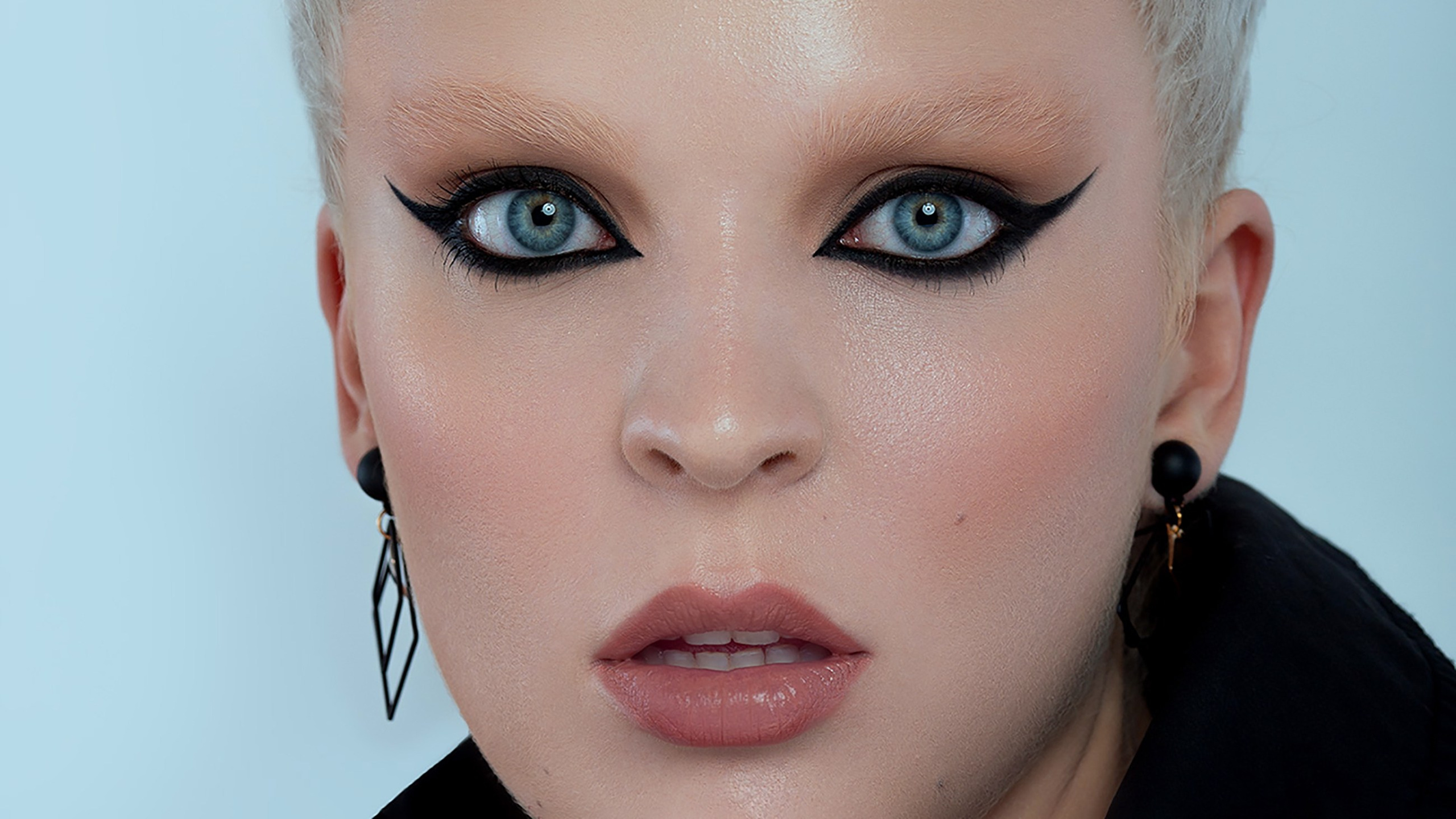 Фотограф в Краснодаре Нани Лоза. Студийная и выездная фотосъёмка