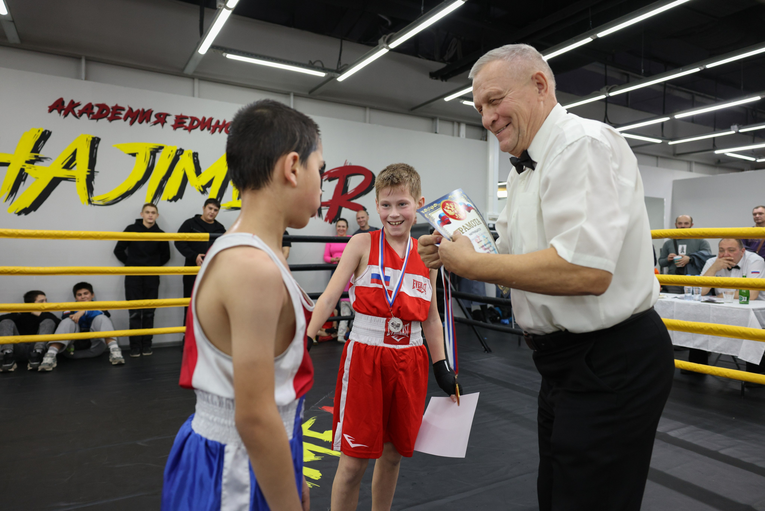 Открытый ринг «кубок ООО «ТЭК НеваСпецТяж». Фотограф Александр Заломаев