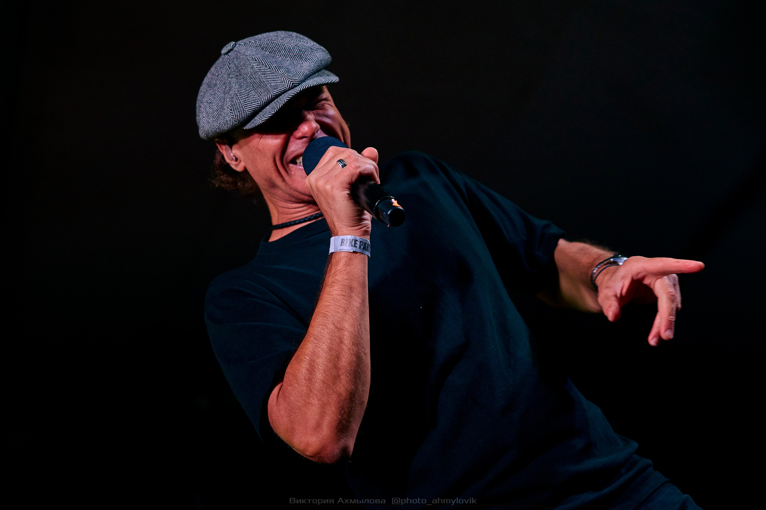 13.09.2025 EASY DIZZY AC/DC Show на Bike Party ОТРЫВ. Виктория Ахмылова. Фотограф в Москве