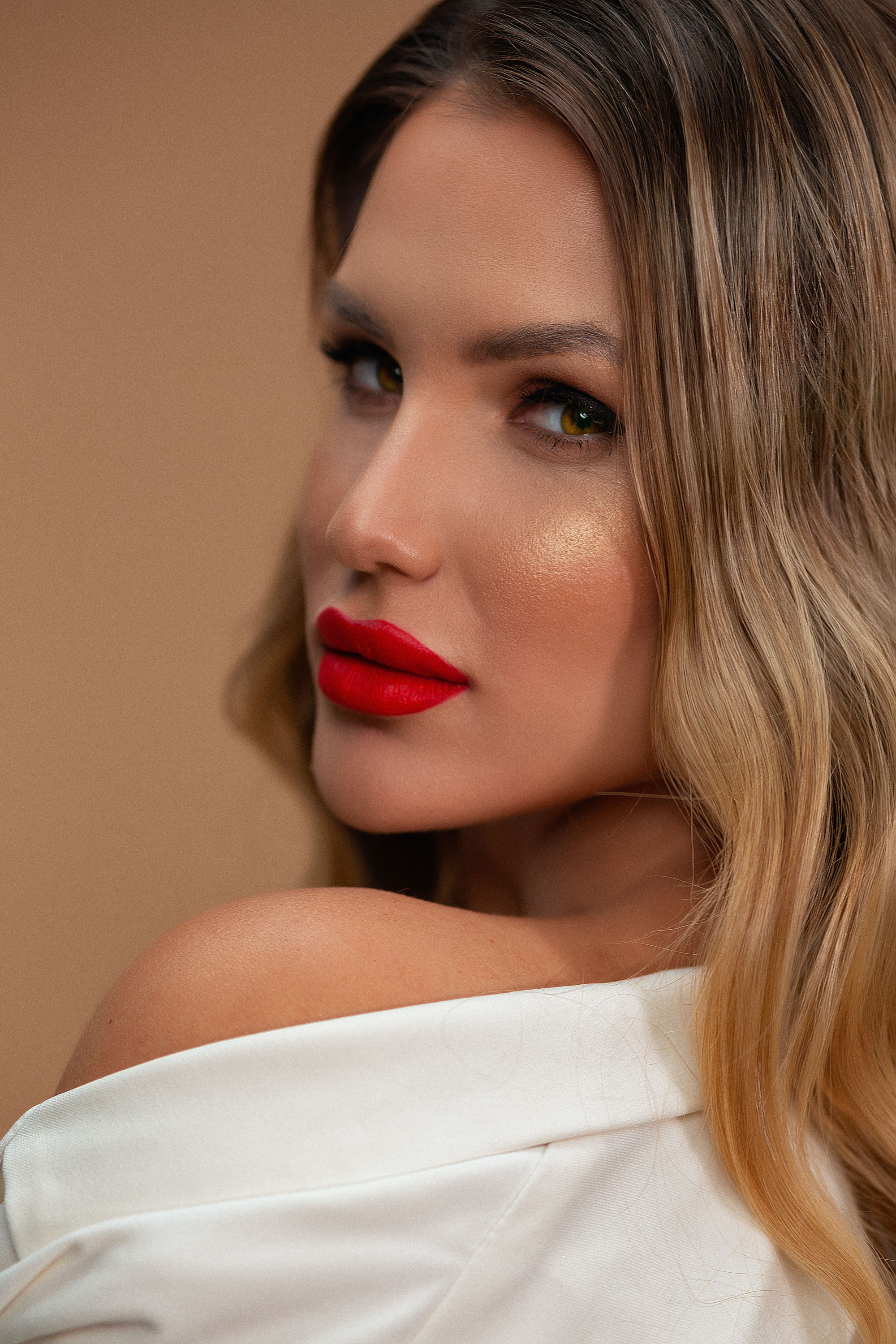 БЬЮТИ. Рекламная и портретная фотография Екатеринбург