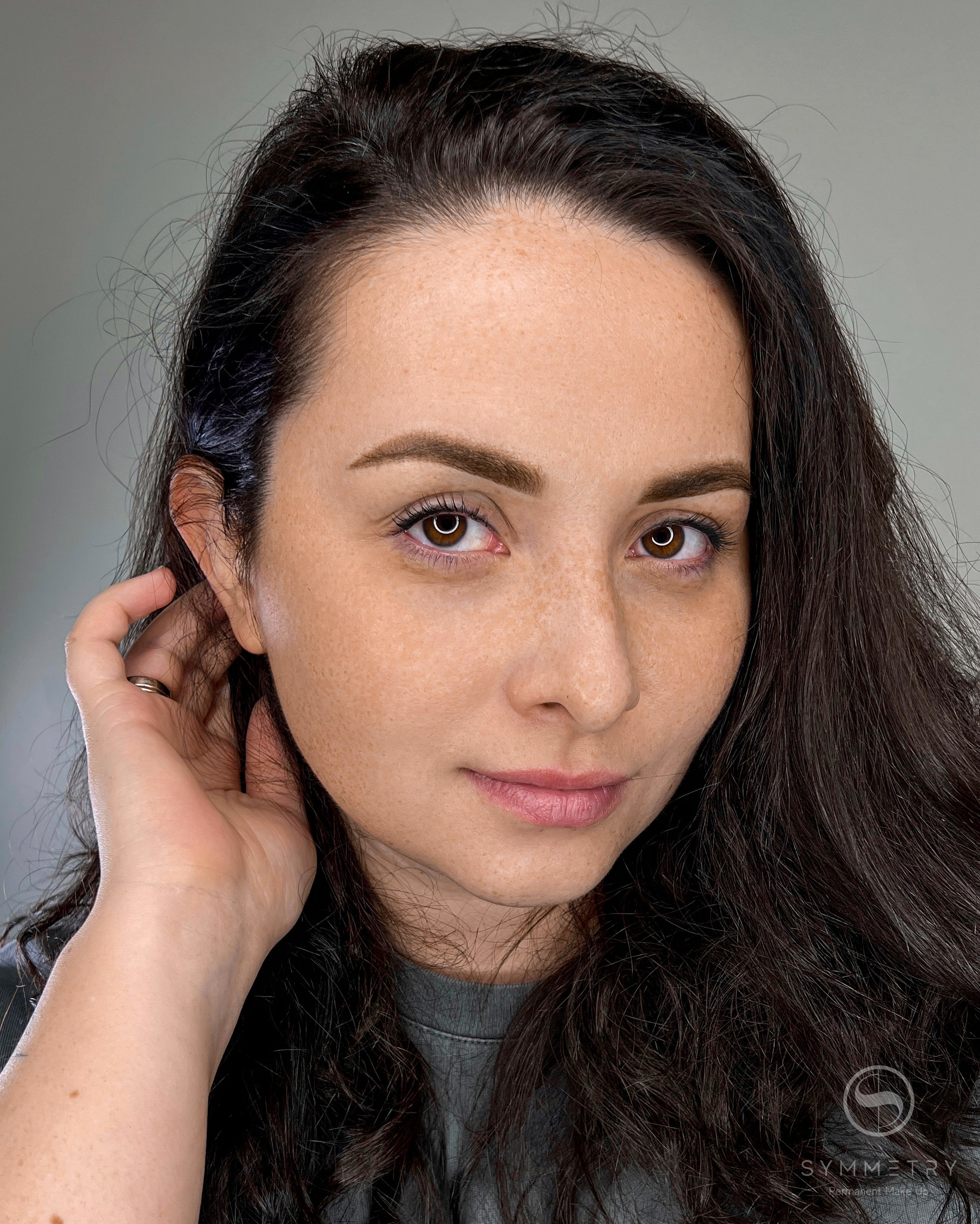 Саша. Студия перманентного макияжа, косметологии и массажа SYMMETRY в Москве, м. Киевская
