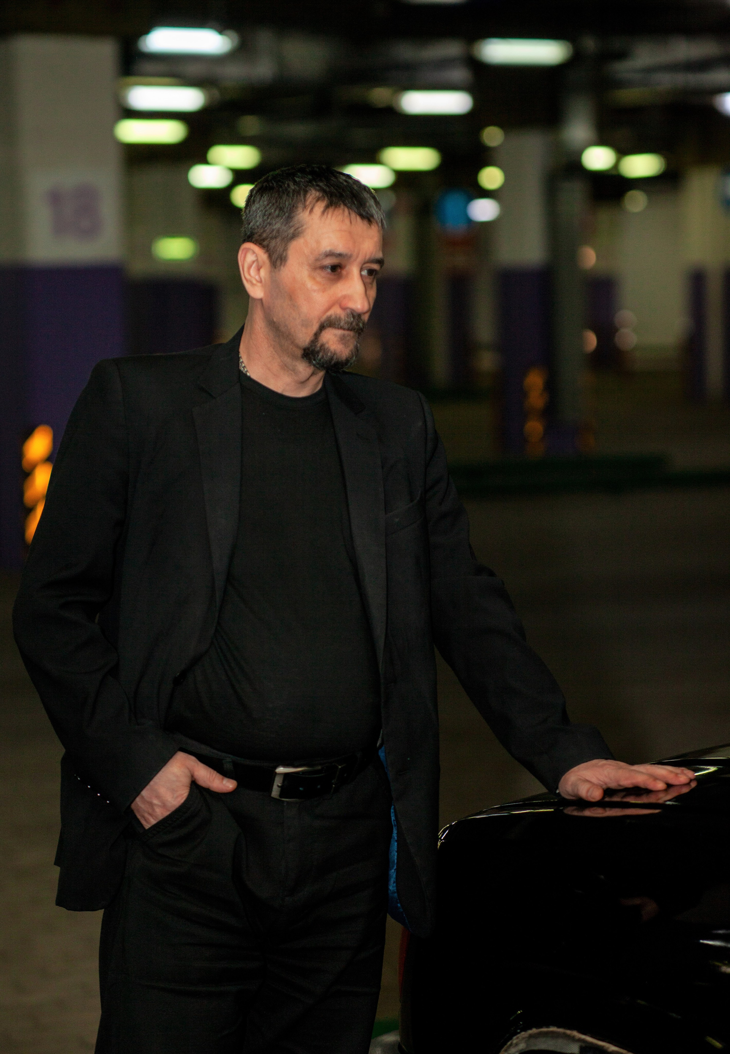 Фотосессия на парковке. Эдуард. Репортажный, семейный, свадебный, портретный фотограф