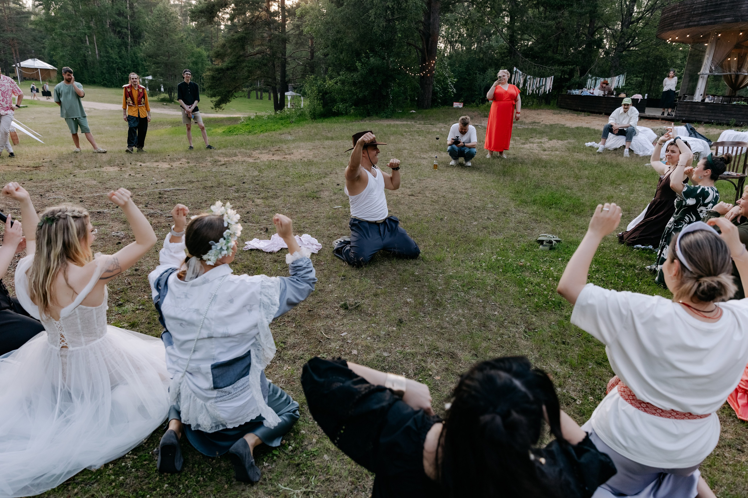 «Суженый, ряженый, приди ко мне наряженный». Свадебный и репортажный фотограф в Санкт-Петербурге