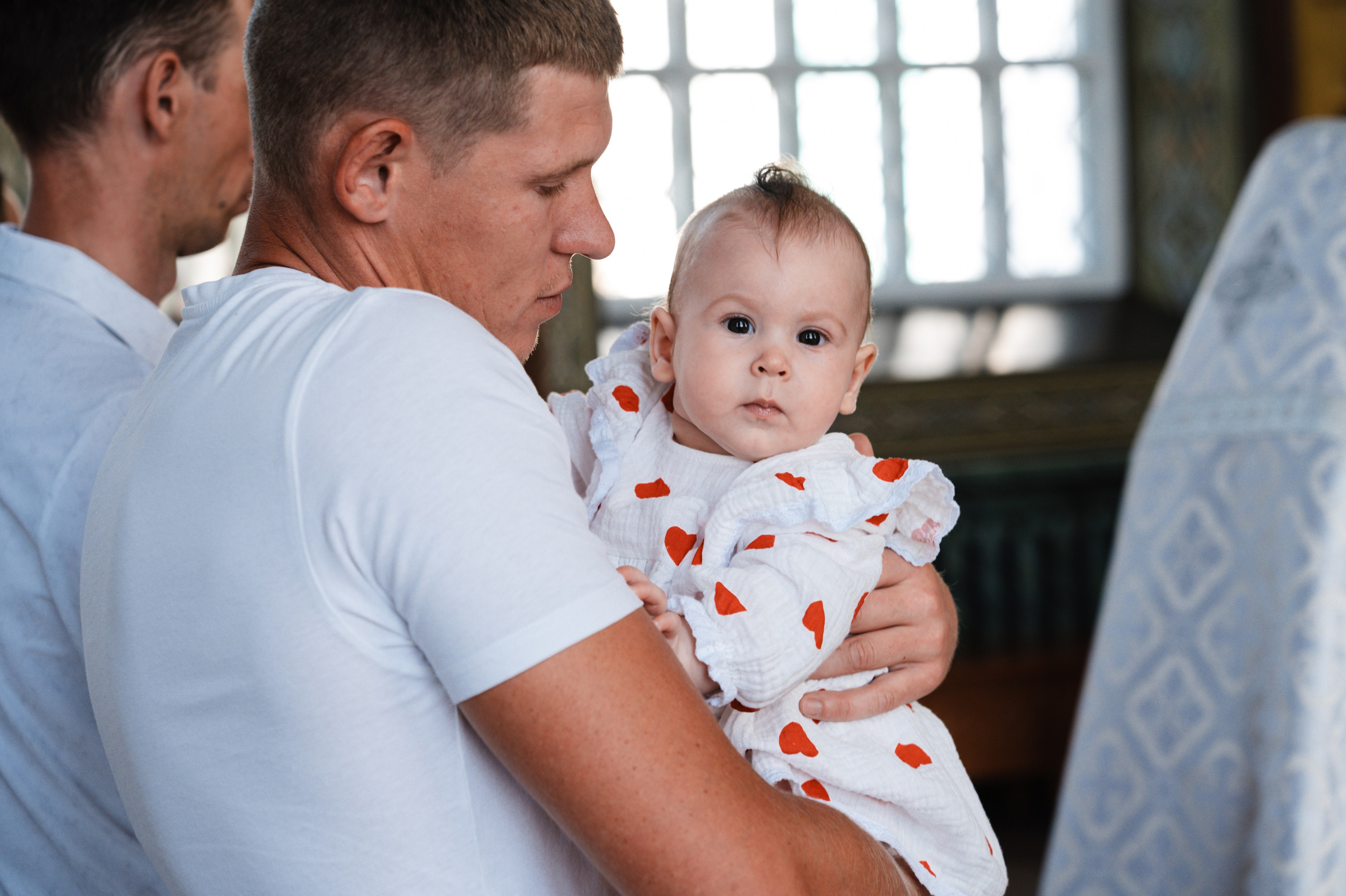 Таинство Крещения Дарьи (Храм Преполовения Пятидесятницы). Фотограф Ярута Оксана / Ростов-на-Дону