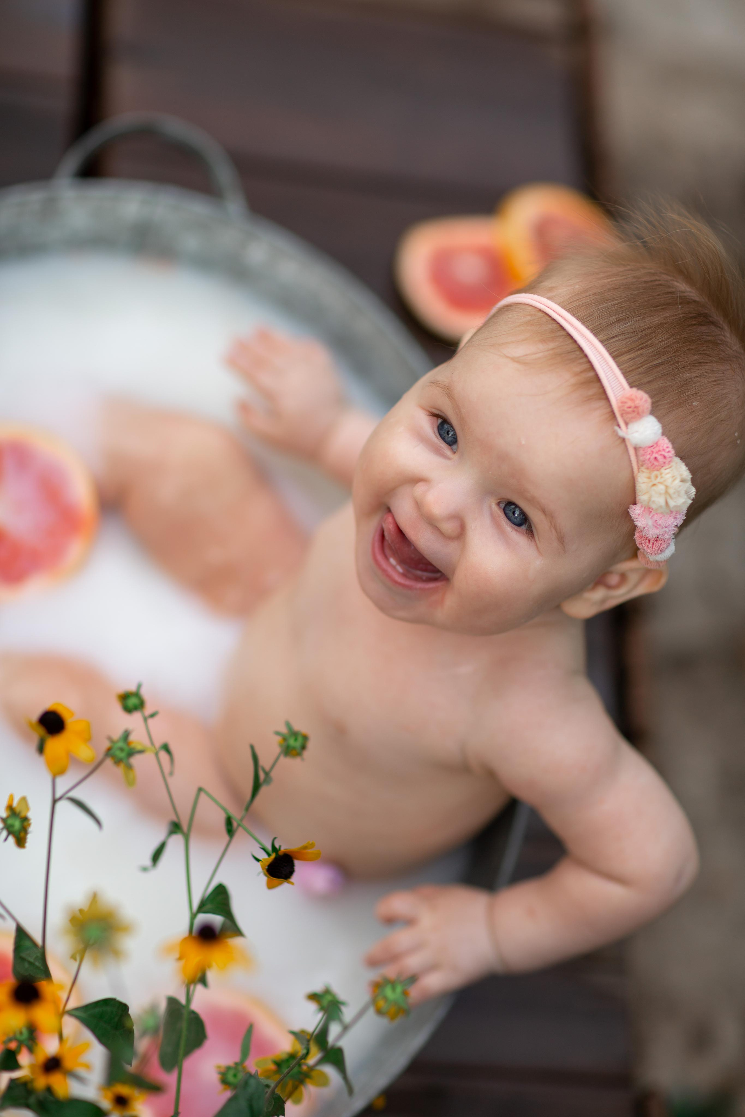 8 месяцев Василисы. Семейный и женский фотограф в Волгограде Екатерина Гулей
