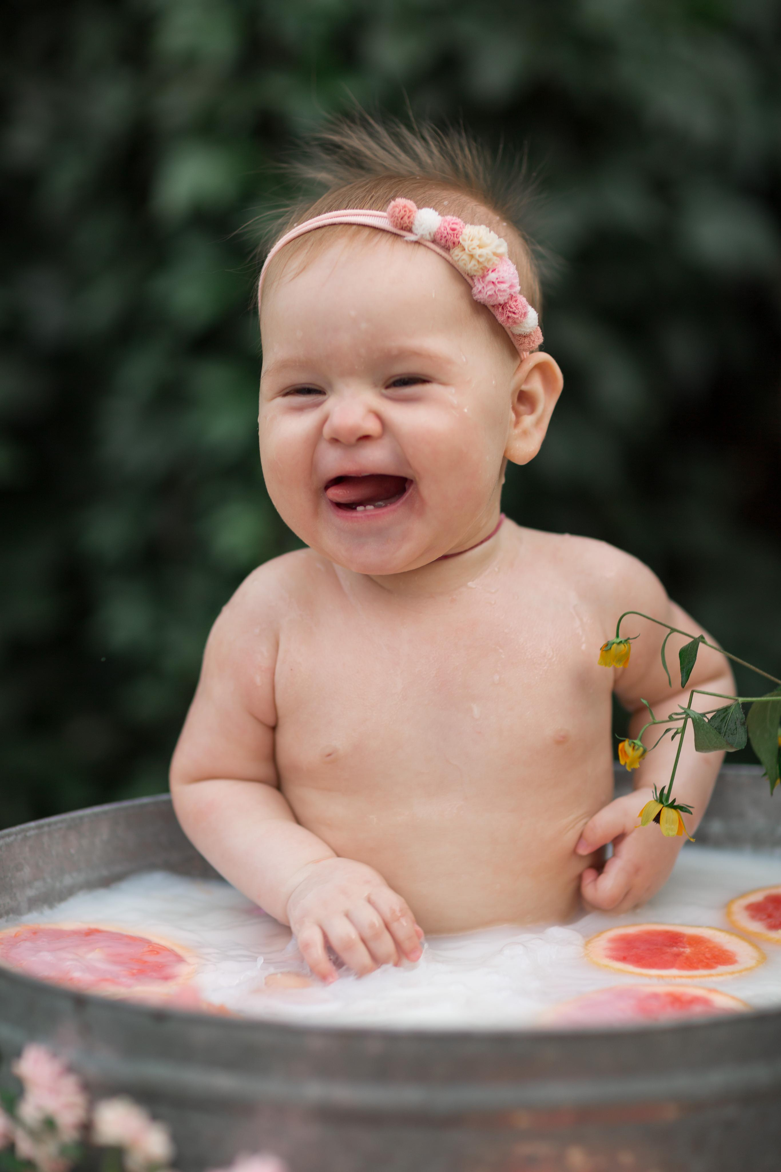 8 месяцев Василисы. Семейный и женский фотограф в Волгограде Екатерина Гулей