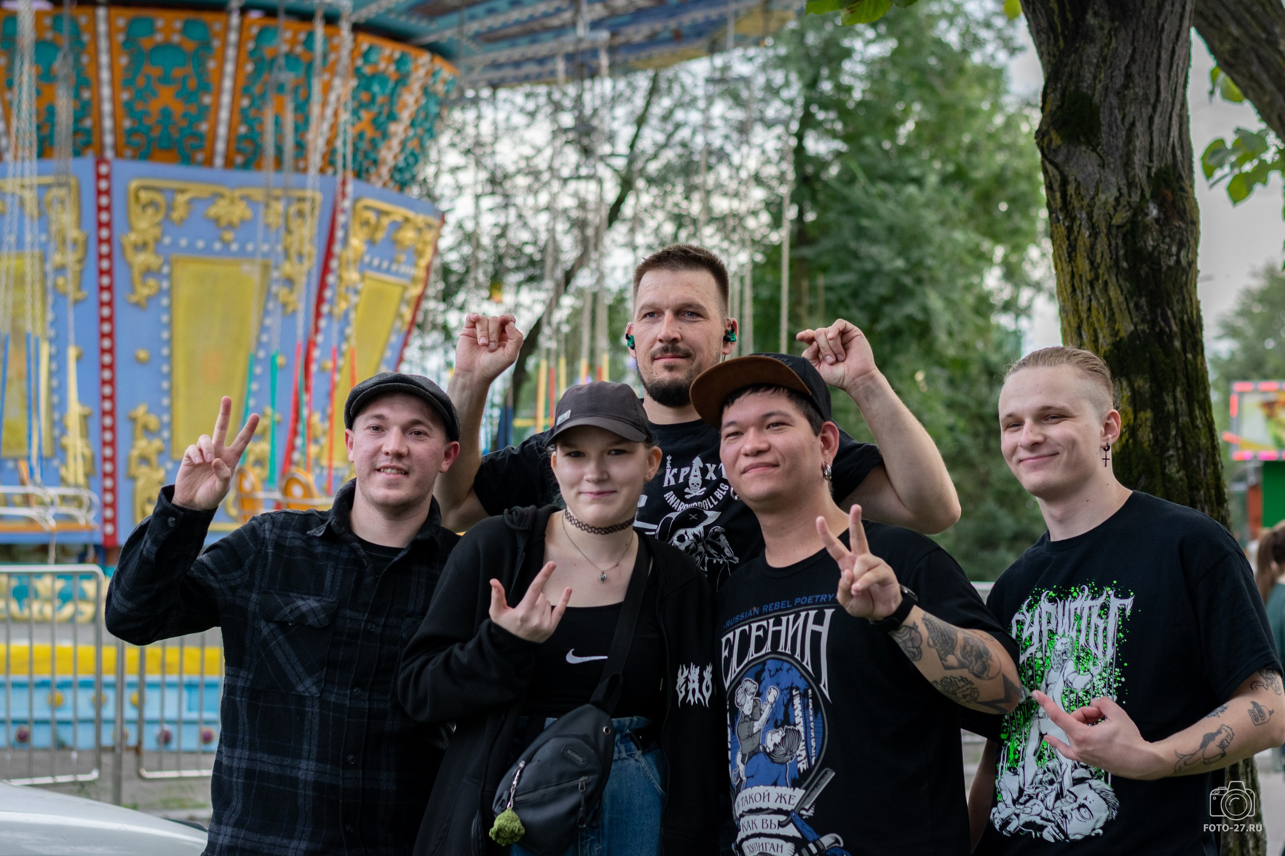 Антон Курдюмов фотограф в Хабаровске Рина Курдюмова фото27 foto27 Антон Дорофеев репортажный репортаж документалист Тони и Рина фотосоздатели Международный фестиваль Рок в защиту животных Хабаровск