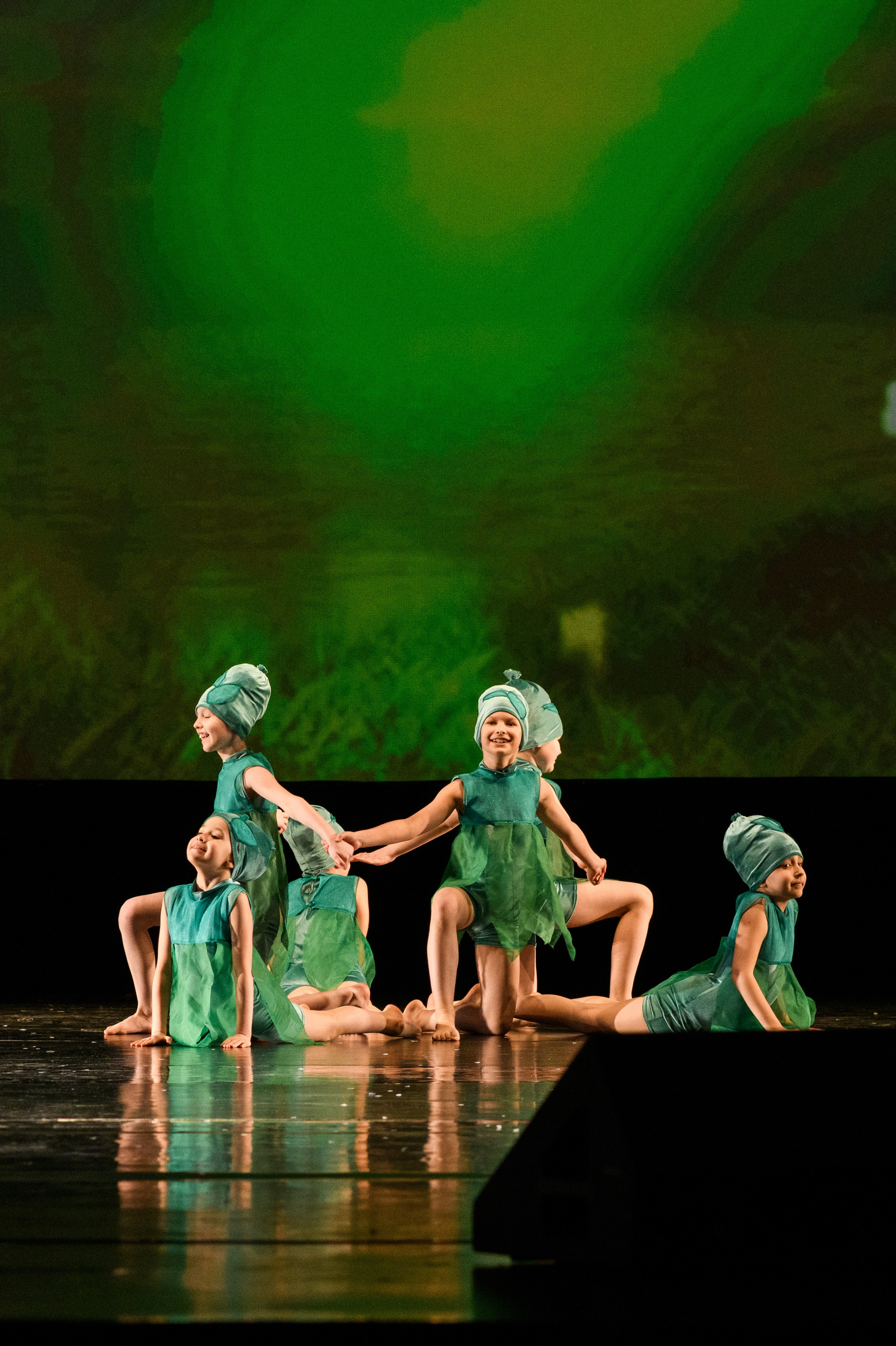 23 апреля, часть 2, БКЗ Октябрьский, г. Санкт-Петербург. Золотое яблочко