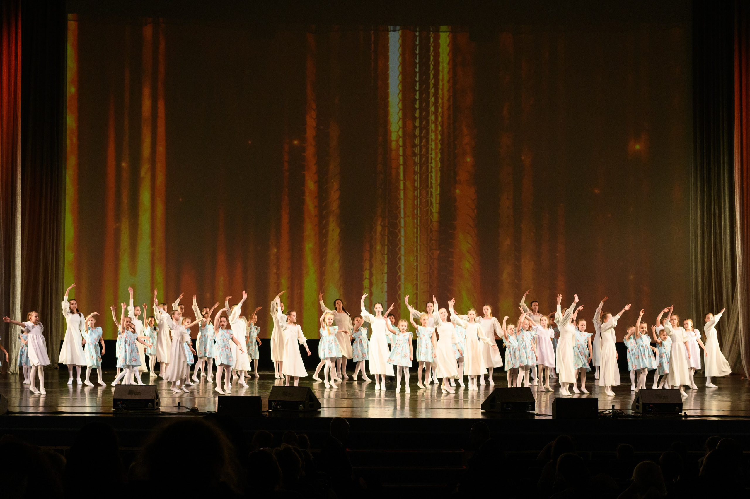 23 апреля, часть 2, БКЗ Октябрьский, г. Санкт-Петербург. Золотое яблочко