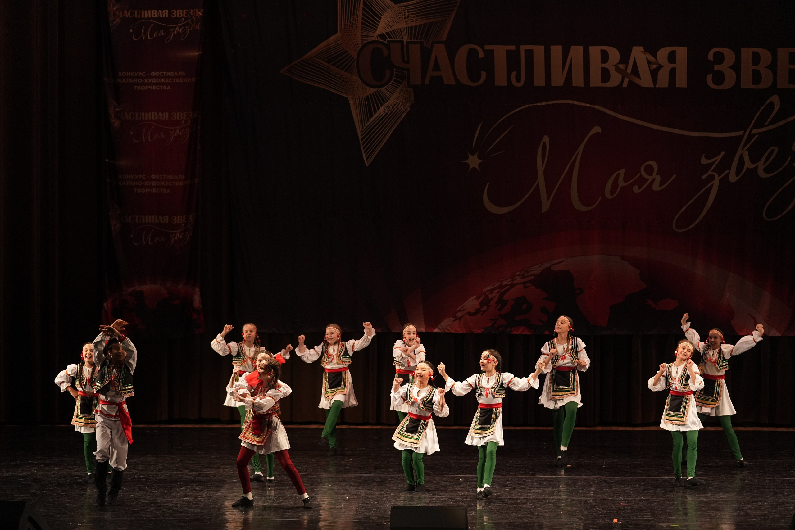 7 декабря, блок 3, г. Москва. Золотое яблочко