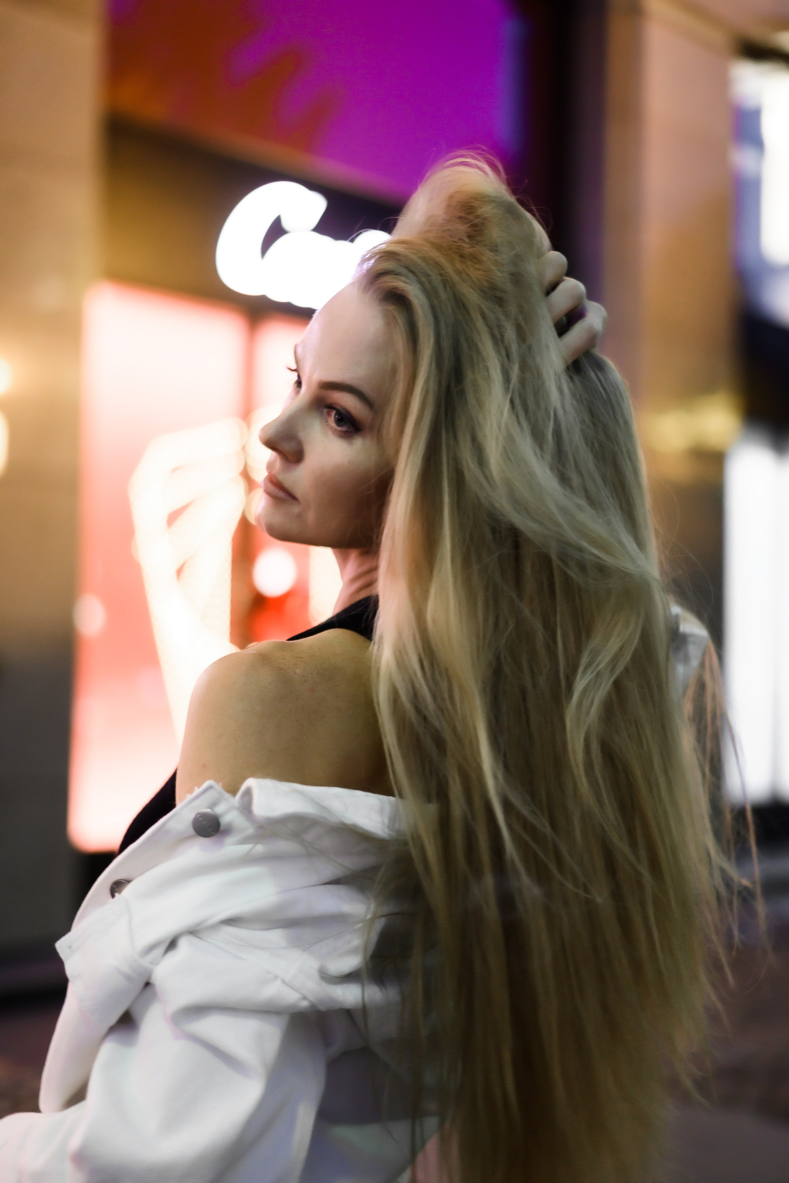 Женский портрет. Фотограф Белград фото для бизнеса, предметная съемка, мероприятий