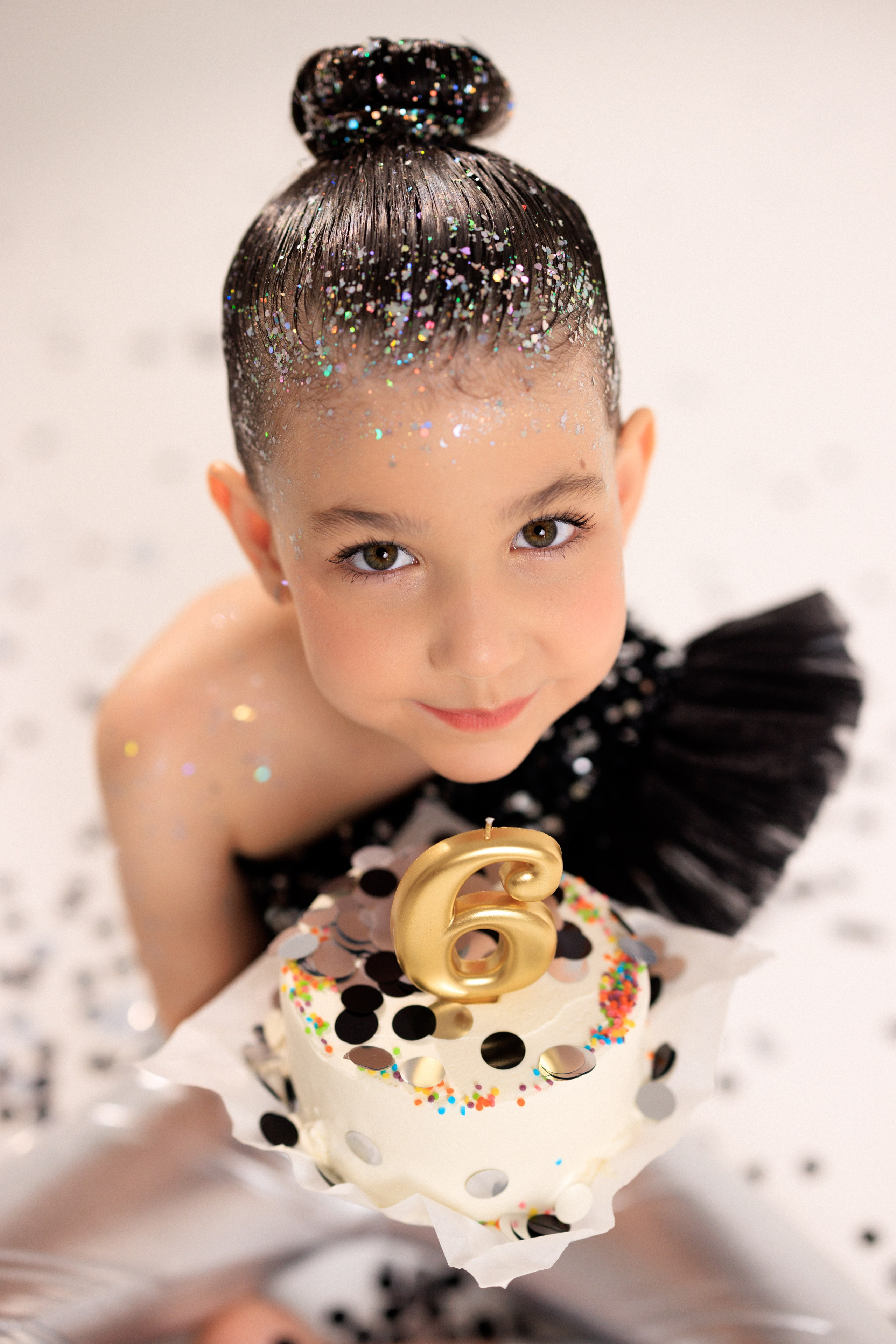 Фотосессия к Дню рождения девочки 6 лет. Семейный и детский фотограф в Краснодаре Анна Трашкова