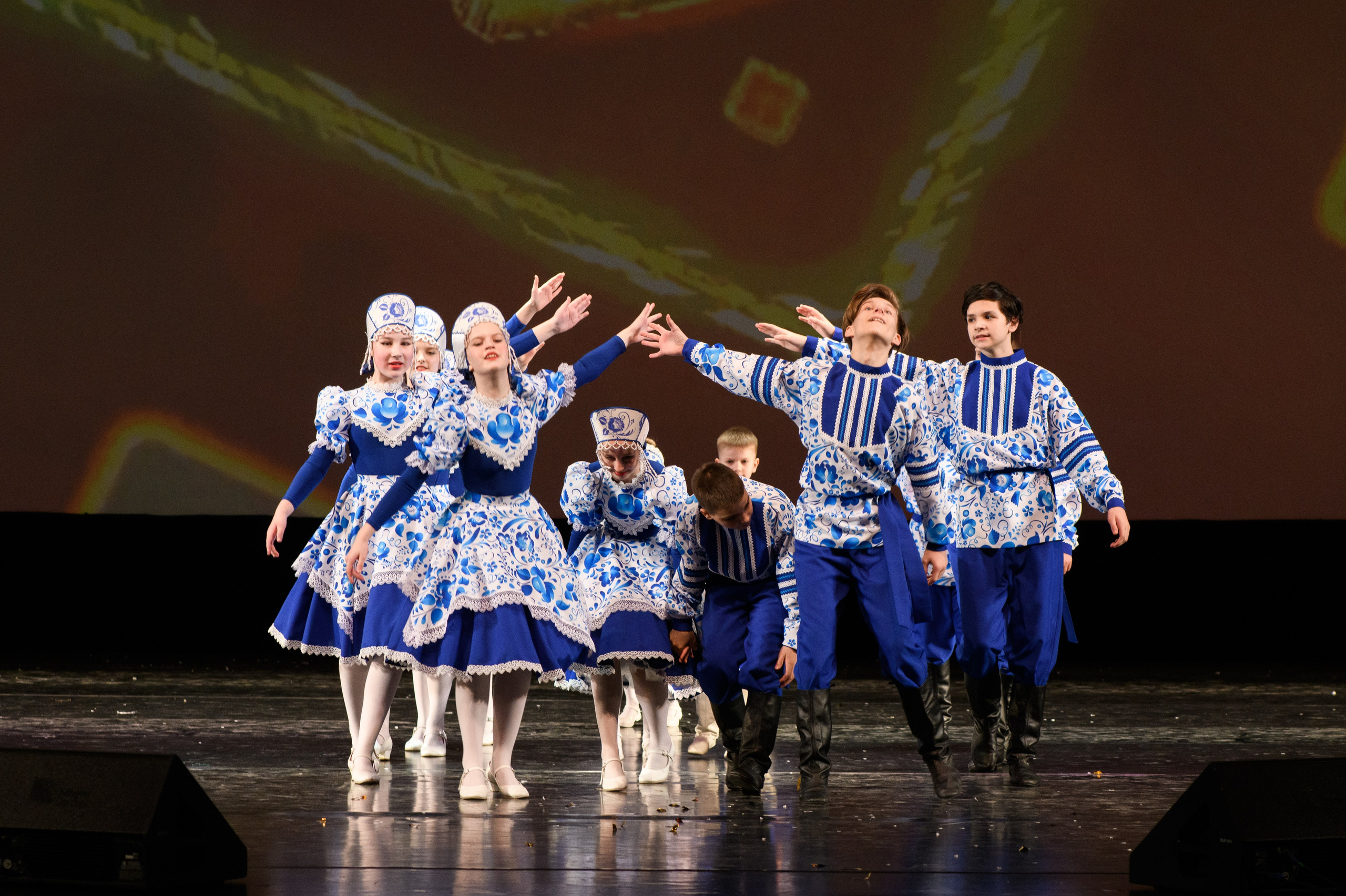 23 апреля, часть 2, БКЗ Октябрьский, г. Санкт-Петербург. Золотое яблочко