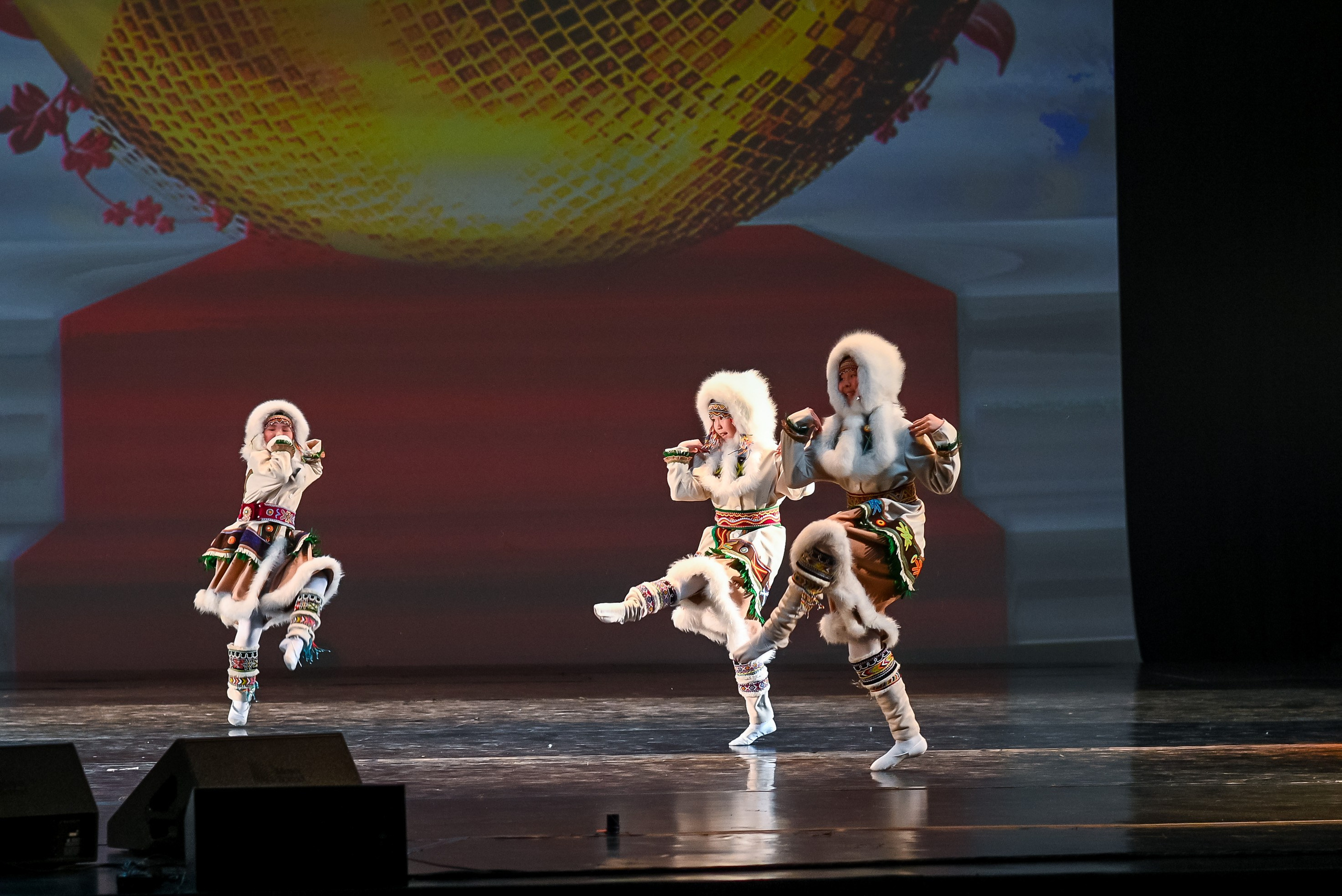 23 апреля, часть 3, БКЗ Октябрьский, г. Санкт-Петербург. Золотое яблочко