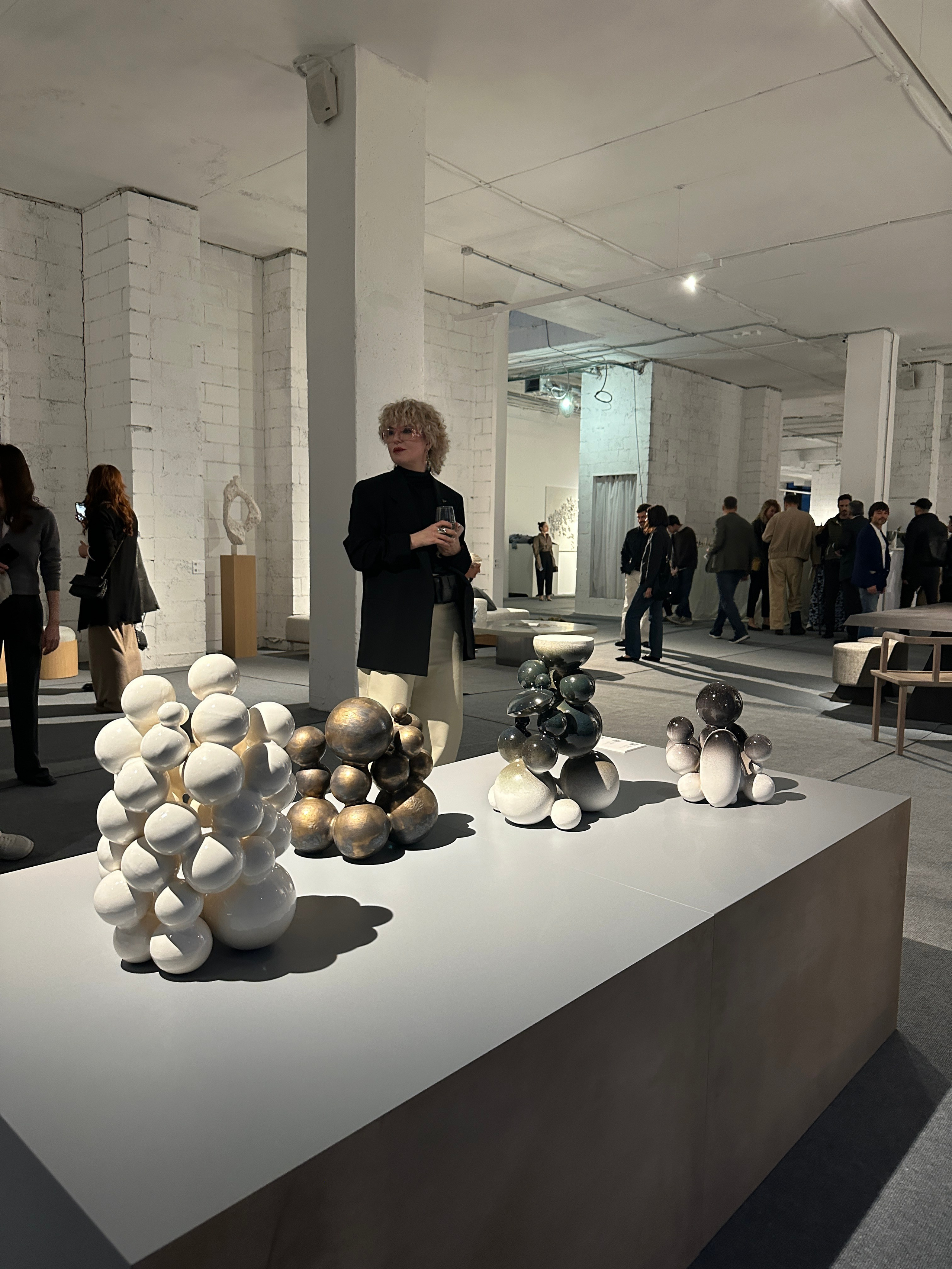 Modenature COLLECTIBLE DESIGN / Balchug Residence. Елена Алексенко, художник-керамист. @iguana-ae керамка