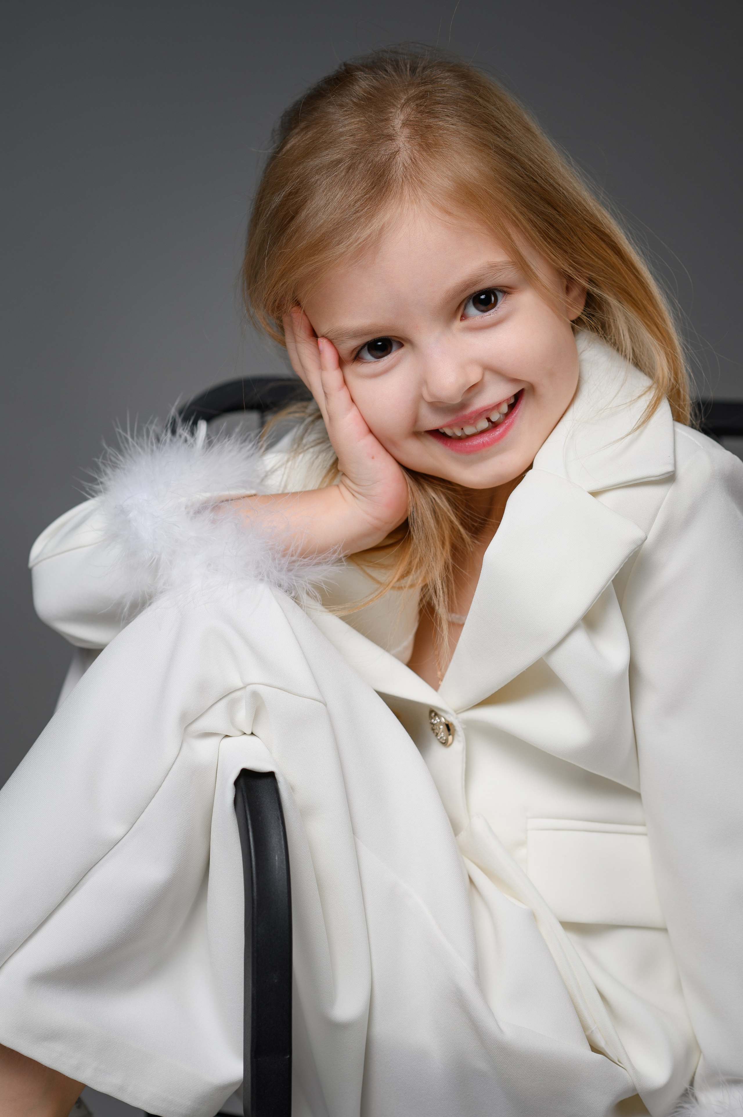 Стильная съёмка для маленькой красавицы. Свадебный фотограф Константинова Елена