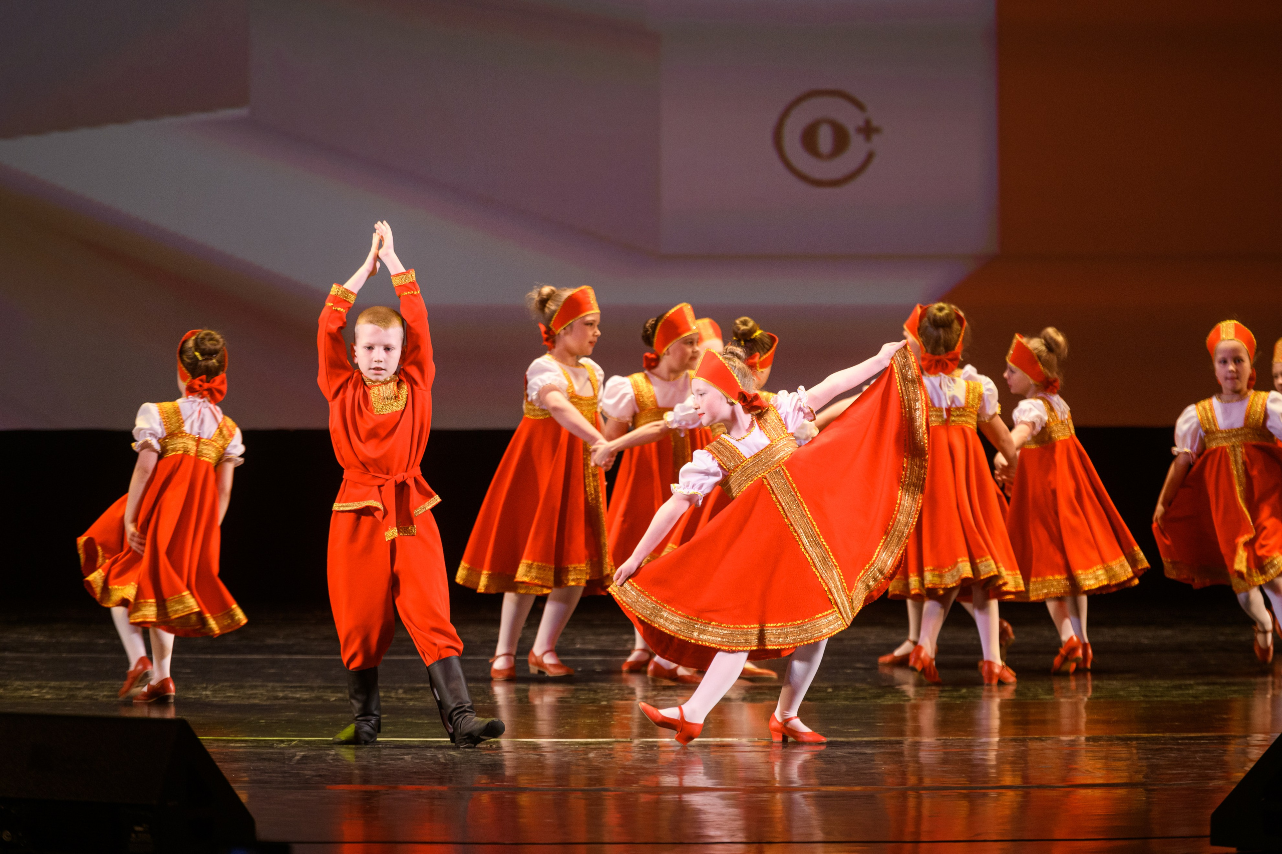 23 апреля, часть 1, БКЗ Октябрьский, г. Санкт-Петербург. Золотое яблочко