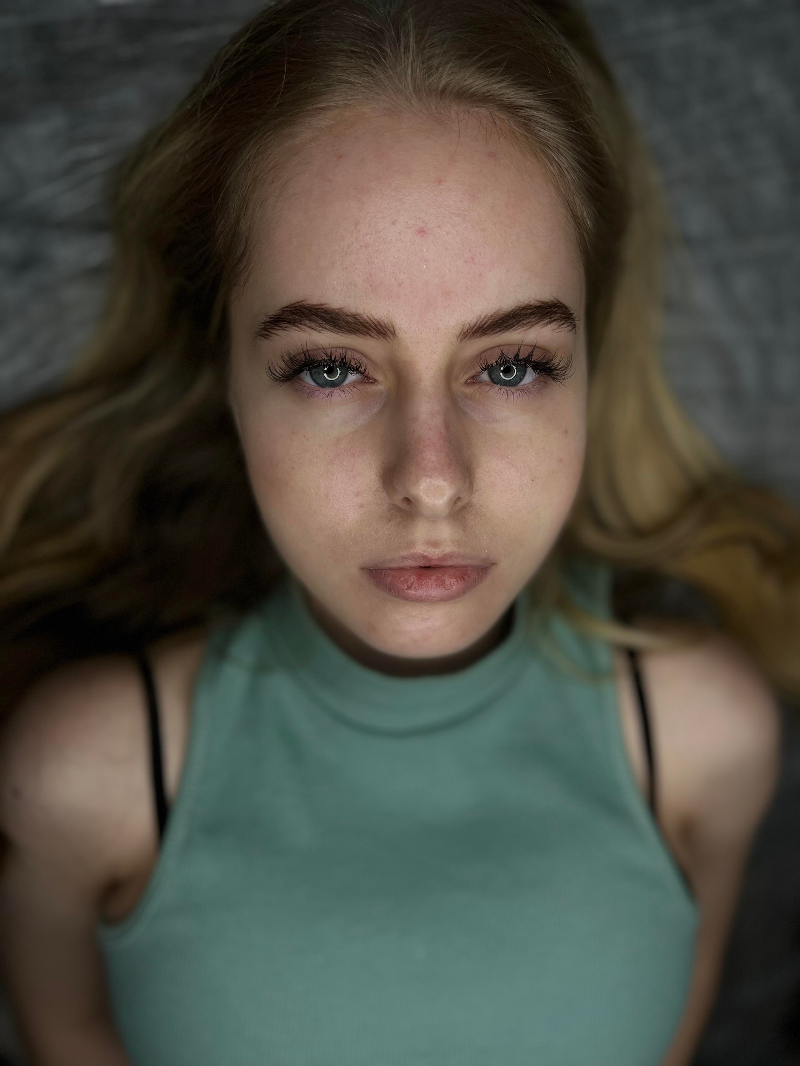 Онлайн обучение волосковой технике гиперреализм. Студия перманентного макияжа, косметологии и массажа SYMMETRY в Москве, м. Киевская