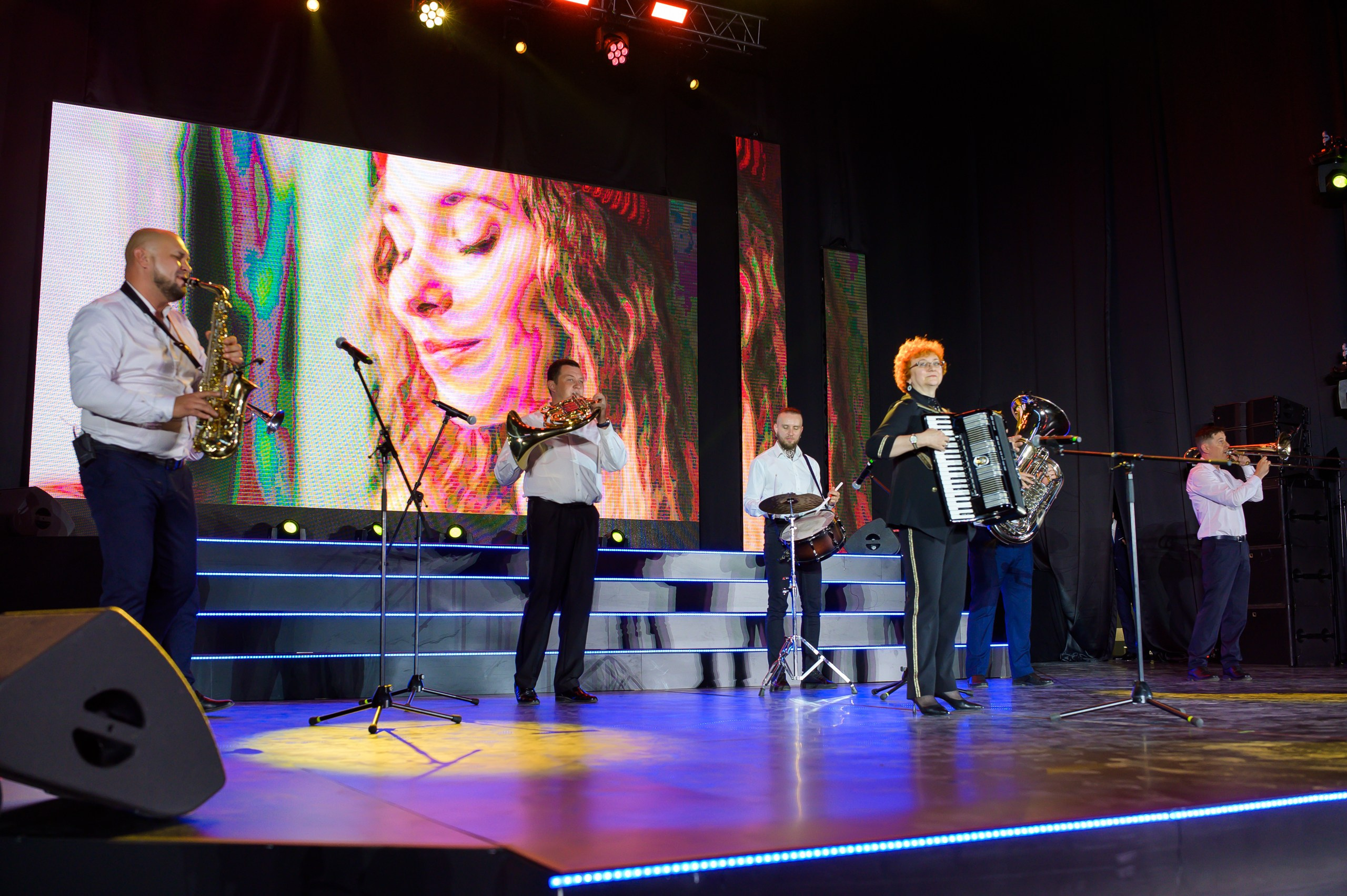 День Соц работника. Фотограф в Кемерово Владислав Шульц