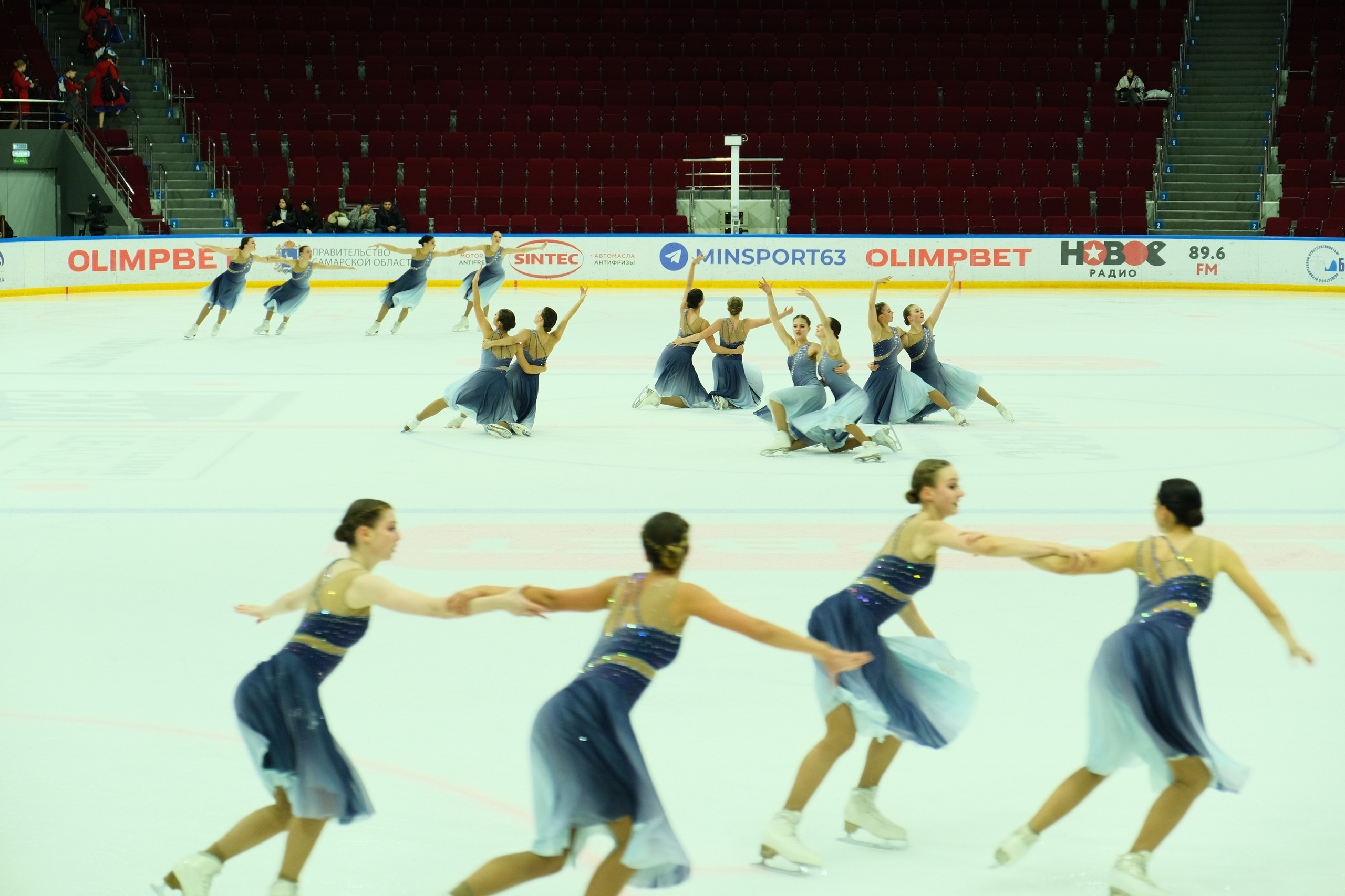 «Самарочка» этап кубка России по синхронному фигурному катанию. Александр Носов. Портретный и репортажный фотограф в Самаре