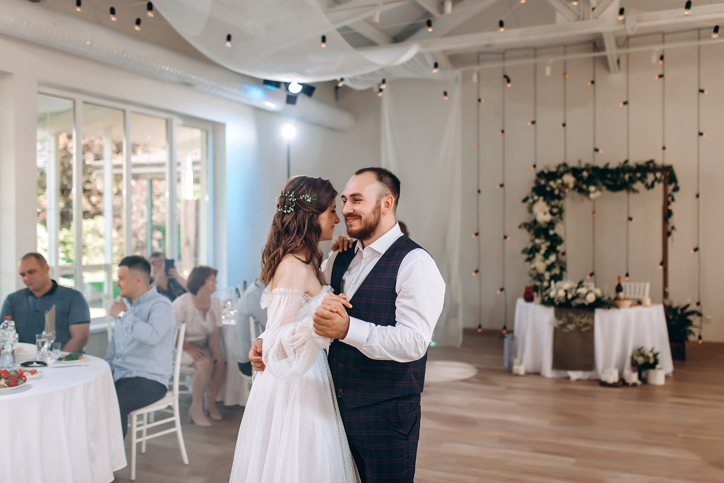 Свадьба в Милаве. Фотограф Марина Пантелеева