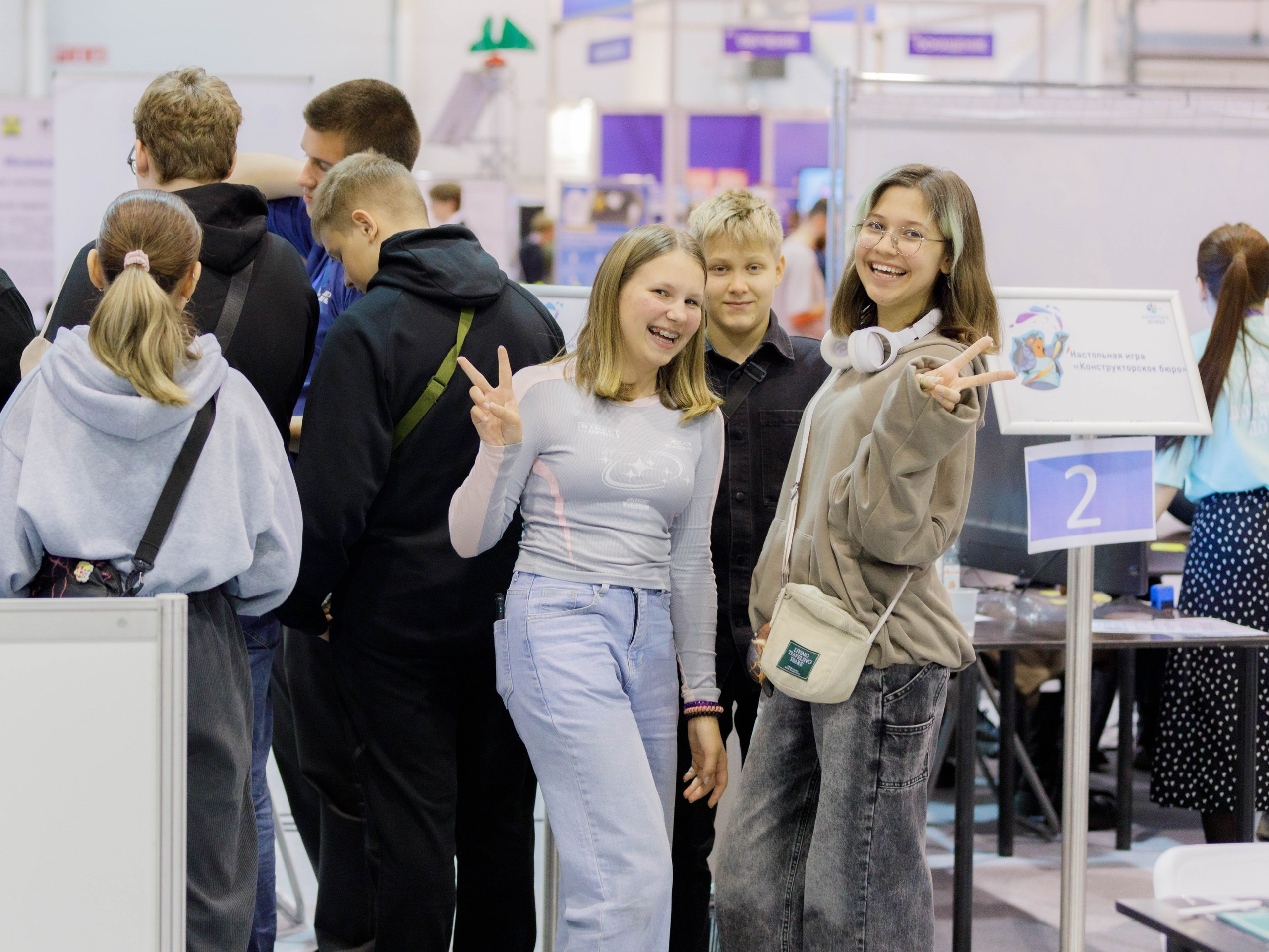 Фестиваль беспилотных авиационных систем «Дотянуться до неба». Экспоцентр. Репортажный фотограф в Новосибирске Алена Помазунова