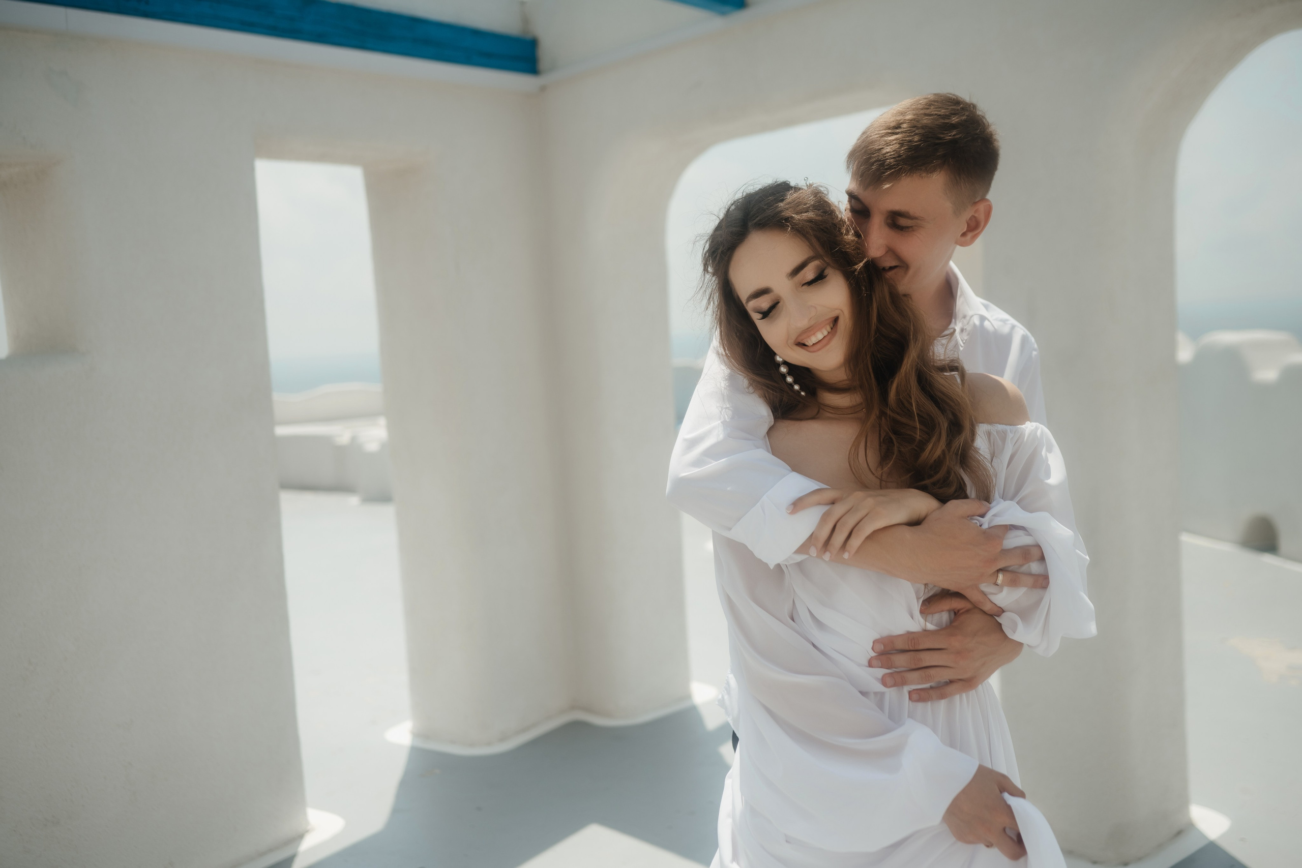 Свадебная фотосъемка в старинном отеле в Крымском Санторини. Свадебный и семейный фотограф и видеограф, Крым, Москва, Санкт -Петербург