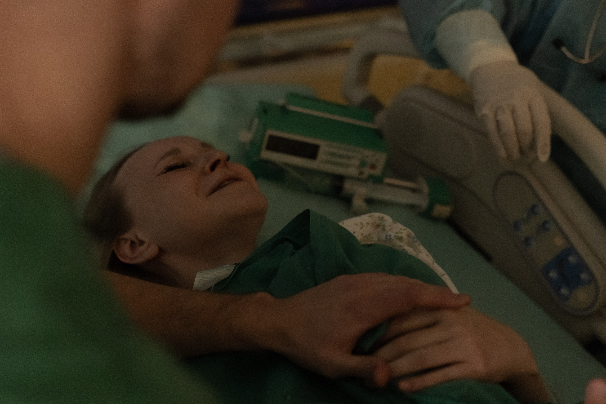 Партнерские роды в Москве в роддоме 8 Выхино. Семейный, ньюборн фотограф, фотограф на роды в Москве, Виктория Тюльдюкова