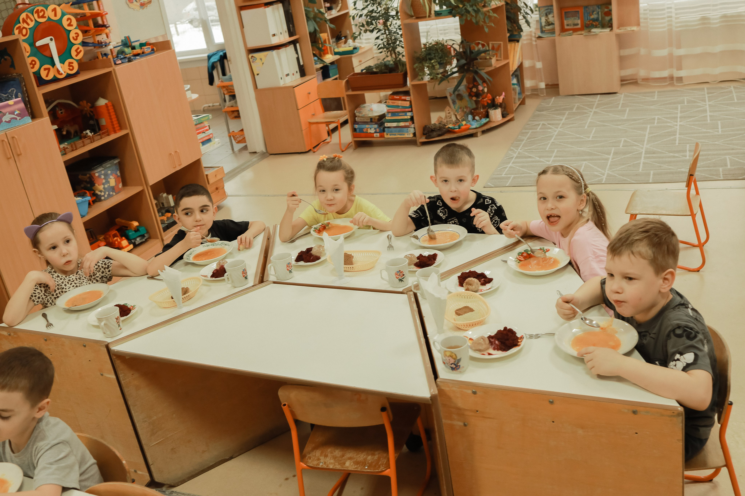 Школа и детский сад. Семейный фотограф Новосибирск Фотограф на выписку Новосибирск
