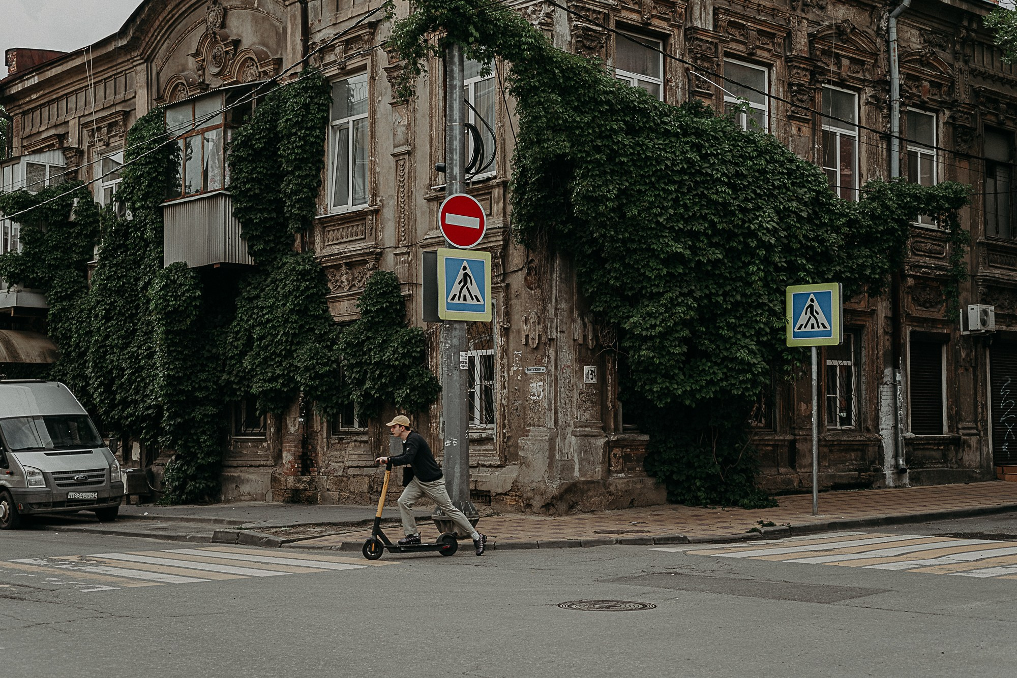Путешествие по Ростову-на-Дону: взгляд рекламного фотографа. Коммерческий и предметный фотограф в Гуанчжоу Коваленко Александр