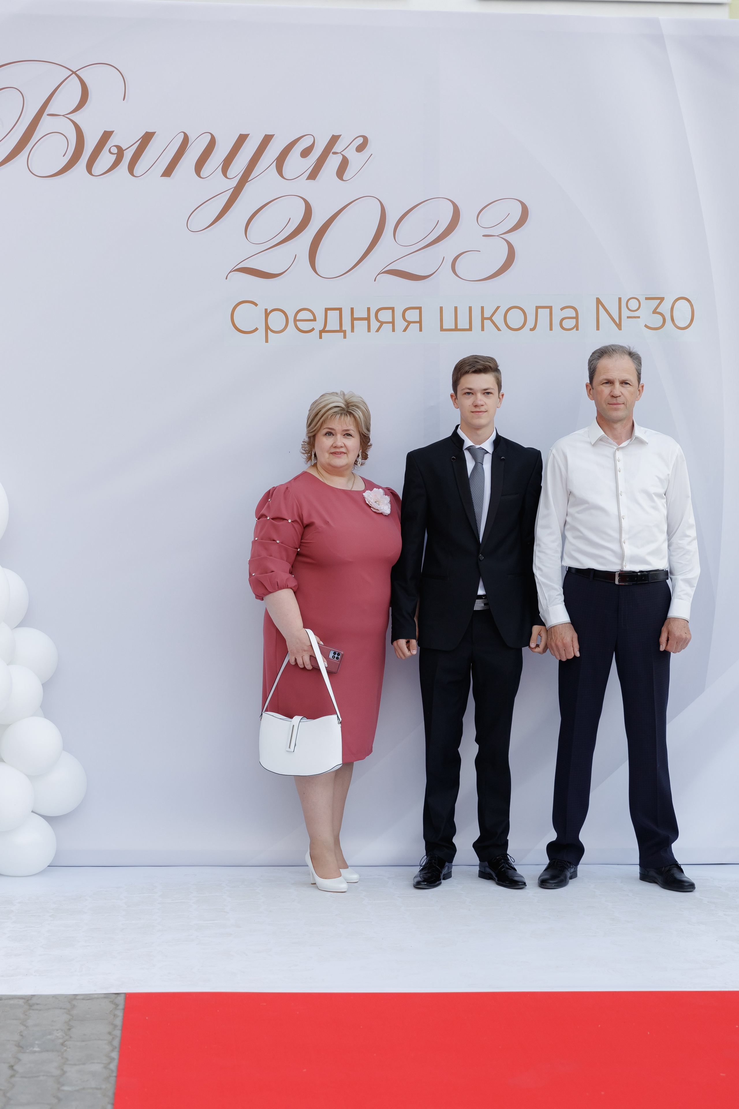 Школьный выпускной 2023 год в Минске. Свадебный фотограф в Минске/Беларуси Сергей Спиридонов