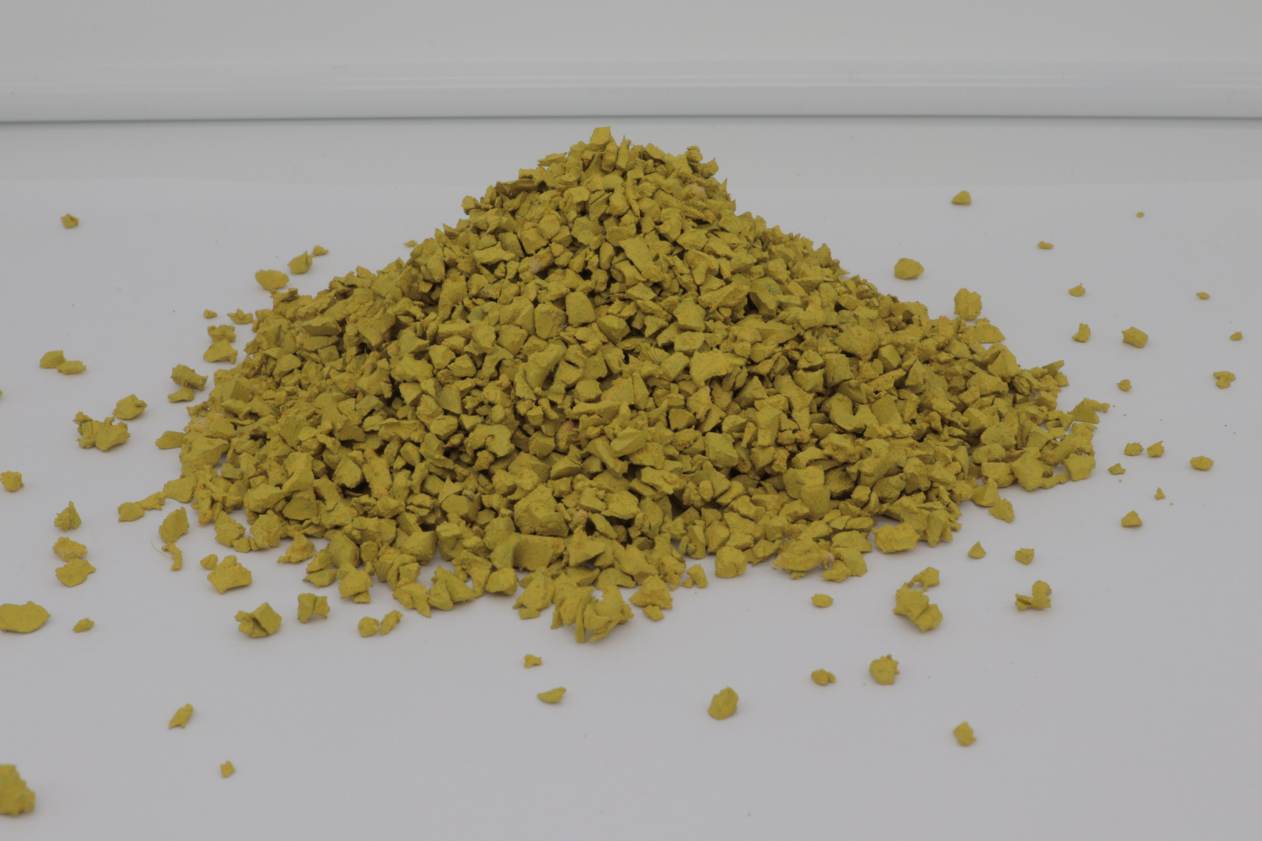 ОКРАШЕННАЯ КРОШКА. Recro