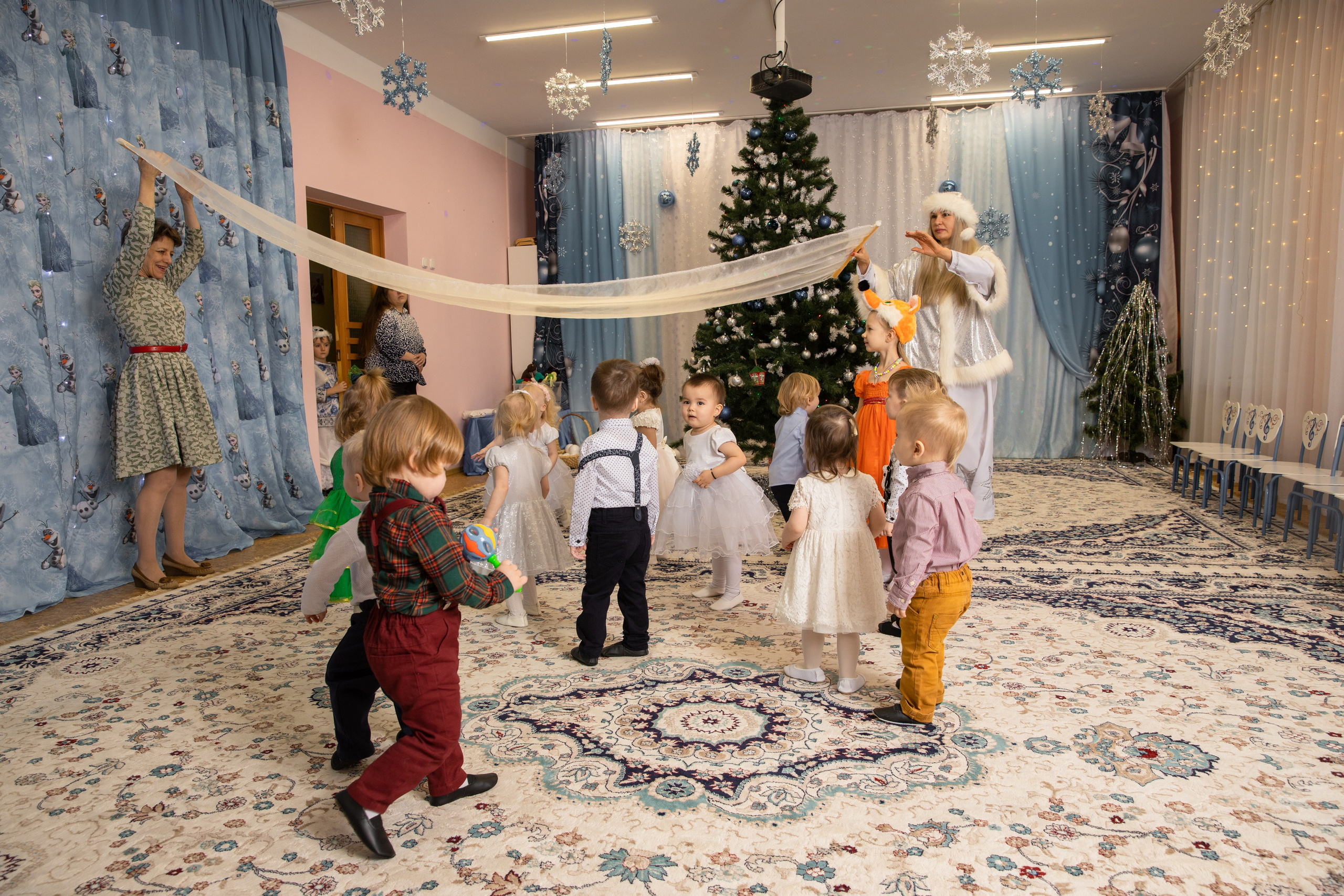 Новогодний утренник Успех. Фотограф в Железнодорожном и Балашихе