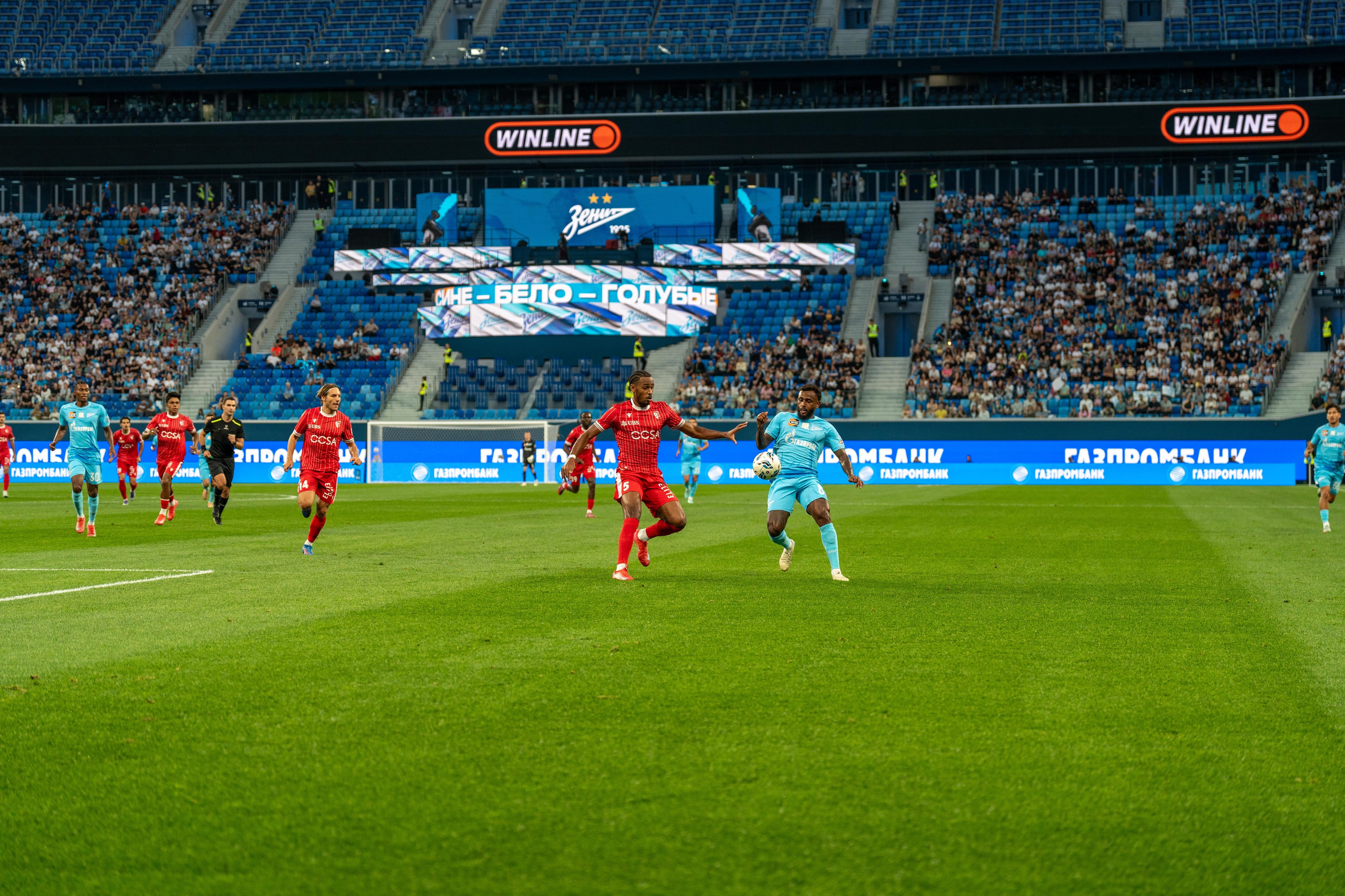 Атака «Зенит» и «Сьон» на Газпром Арене, спортивный фотограф Санкт-Петербург