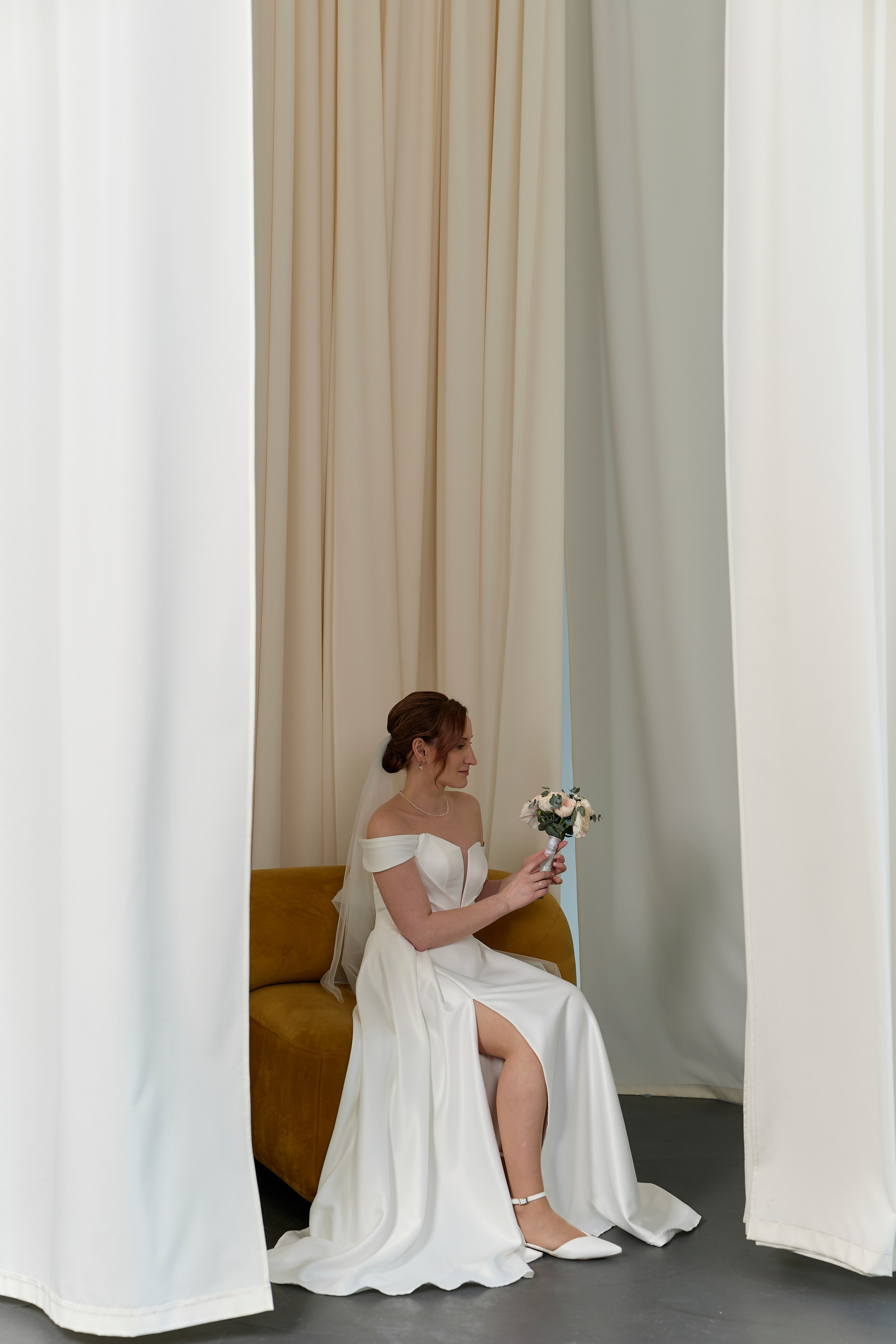 Свадебная фотосессия в студии. Семейный и женский фотограф в Москве Зоя Бучерова